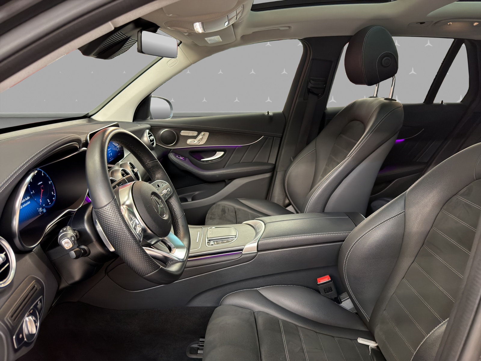 MERCEDES-BENZ GLC 220 d 4M - AMG / DISTRONIC / 360 Grad Kamera / Head-Up Display-image-7