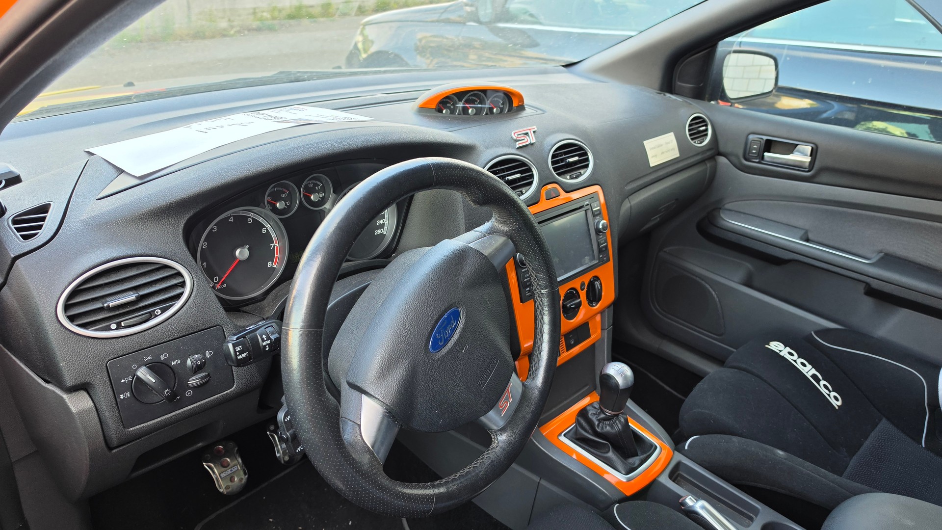FORD Focus 2.5 Turbo ST-image-10
