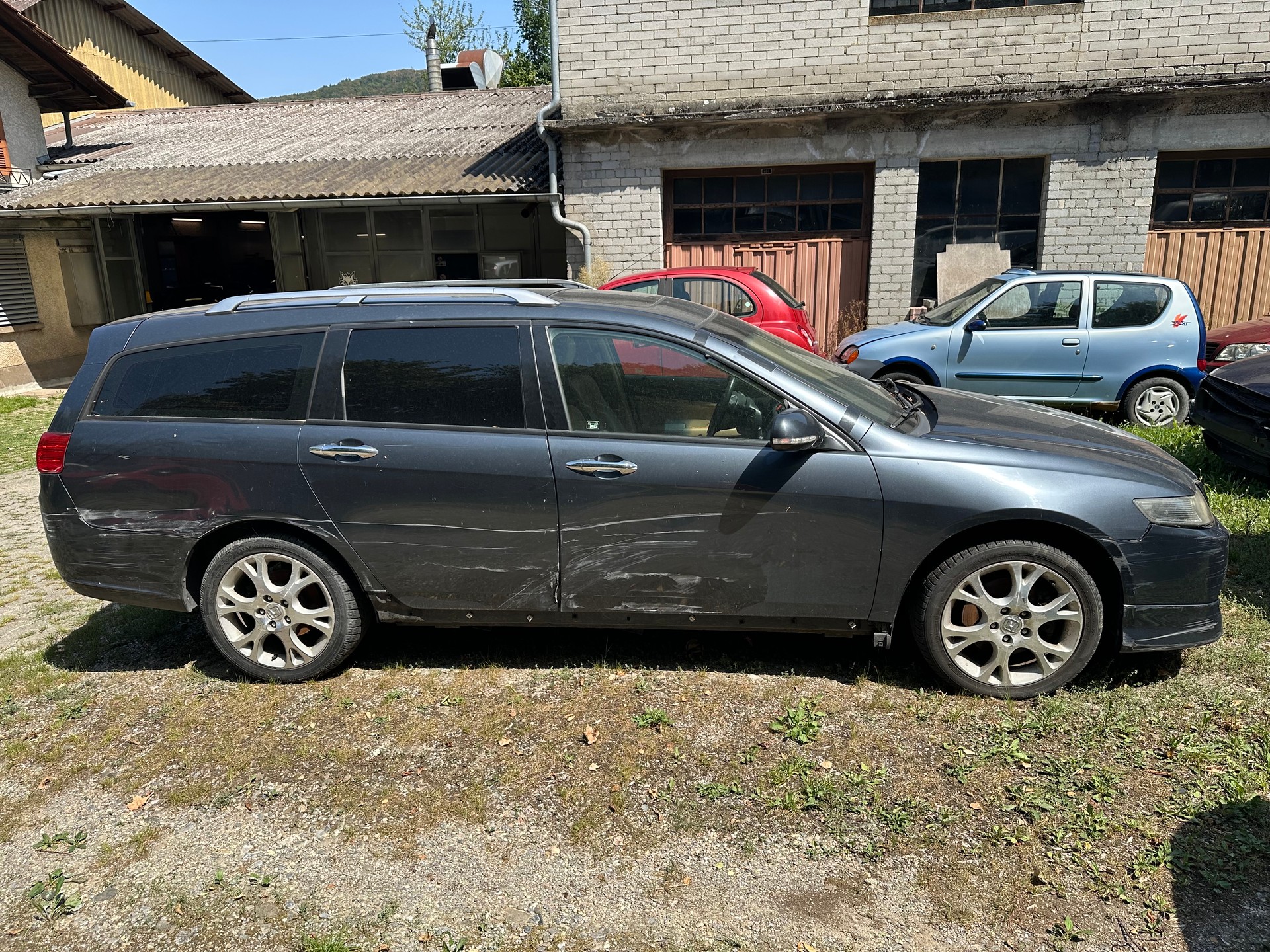 HONDA Accord Tourer 2.4i Executive Automatic FIXPREIS-image-4