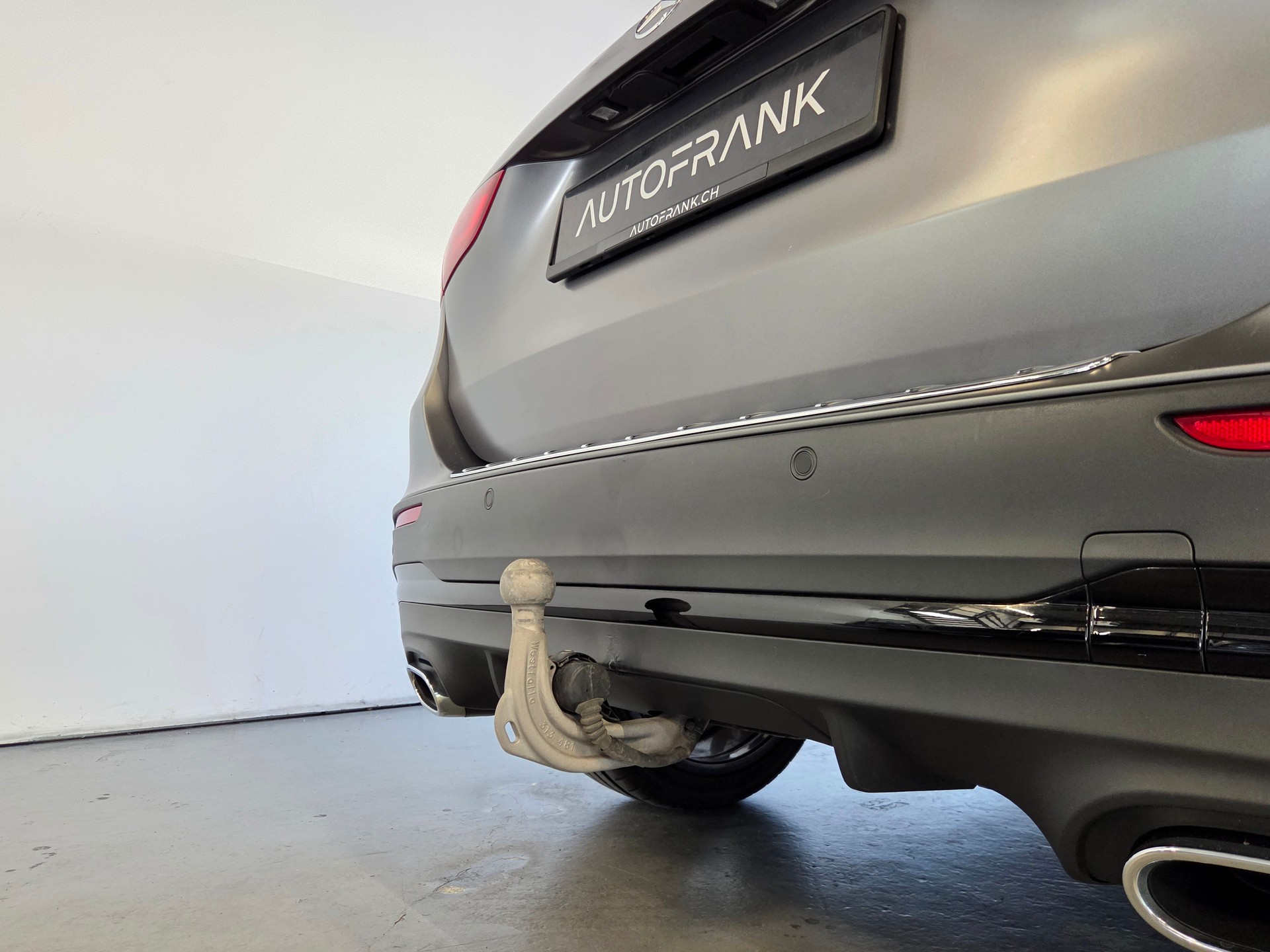 MERCEDES-BENZ GLA 250-image-11
