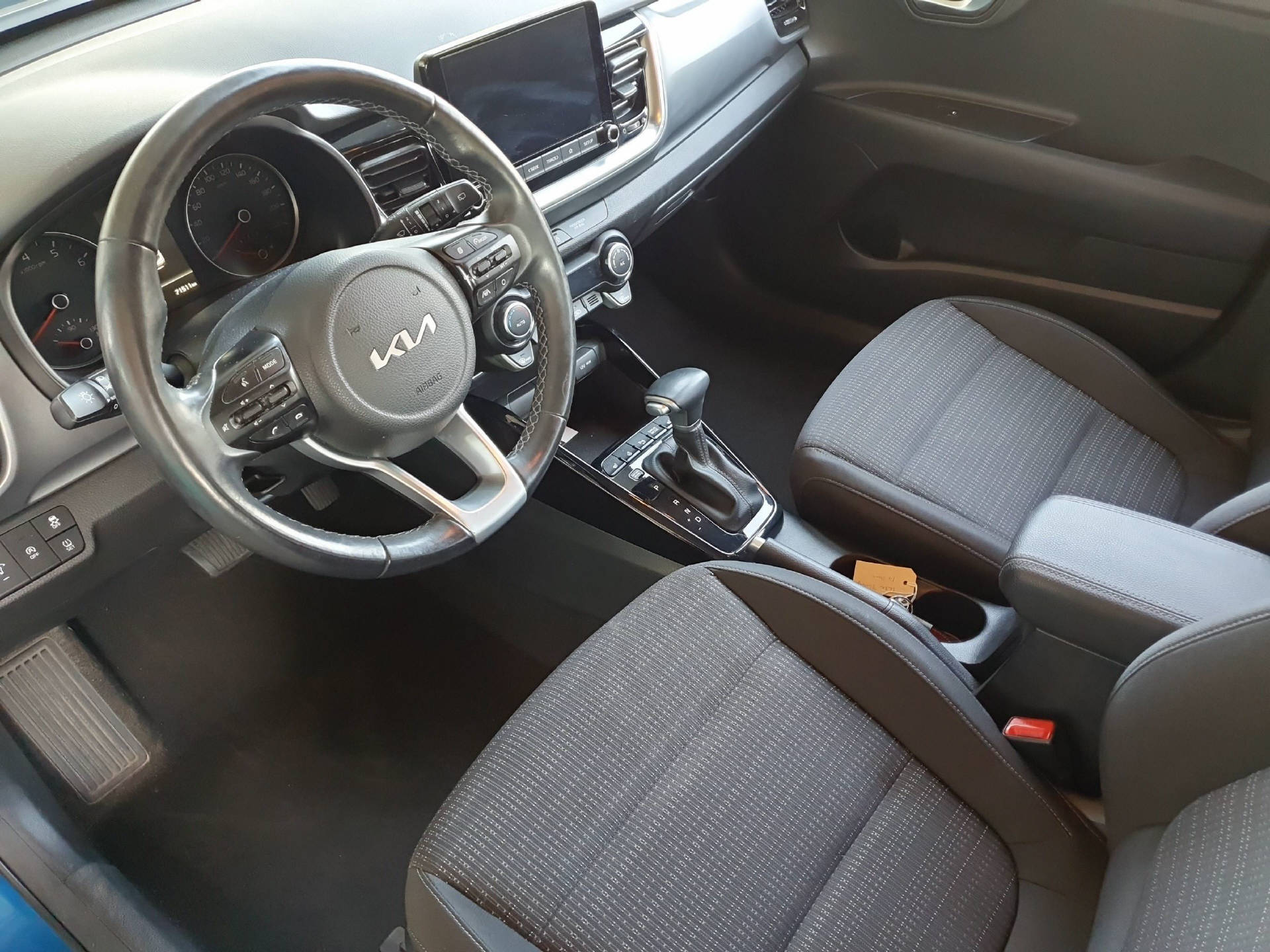 KIA Stonic 1.0 T-GDi Power Edition-image-8