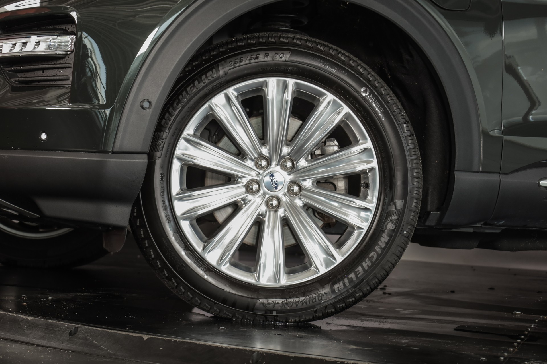 FORD Explorer 3.0 EcoB. Plug-in-Hybrid Platinum 4WD Aut.-image-26