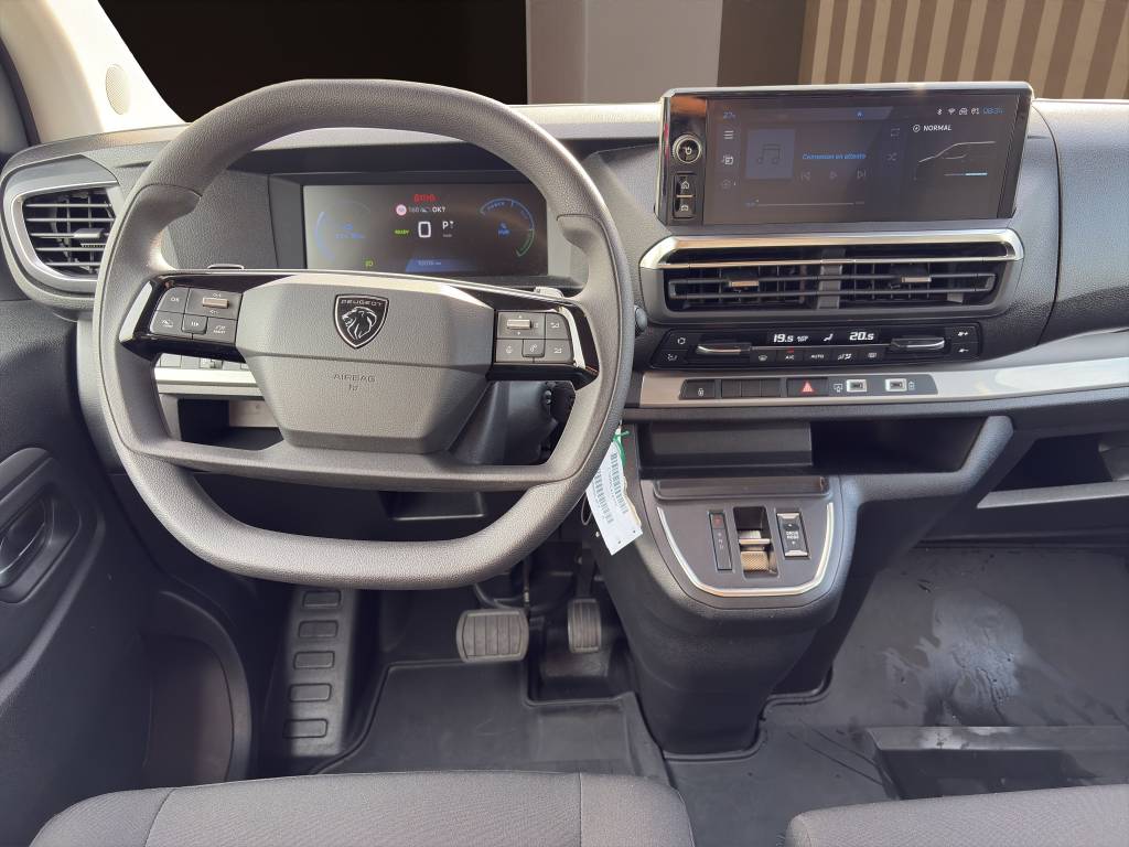 PEUGEOT e-Traveller Business 50 Standard-image-4