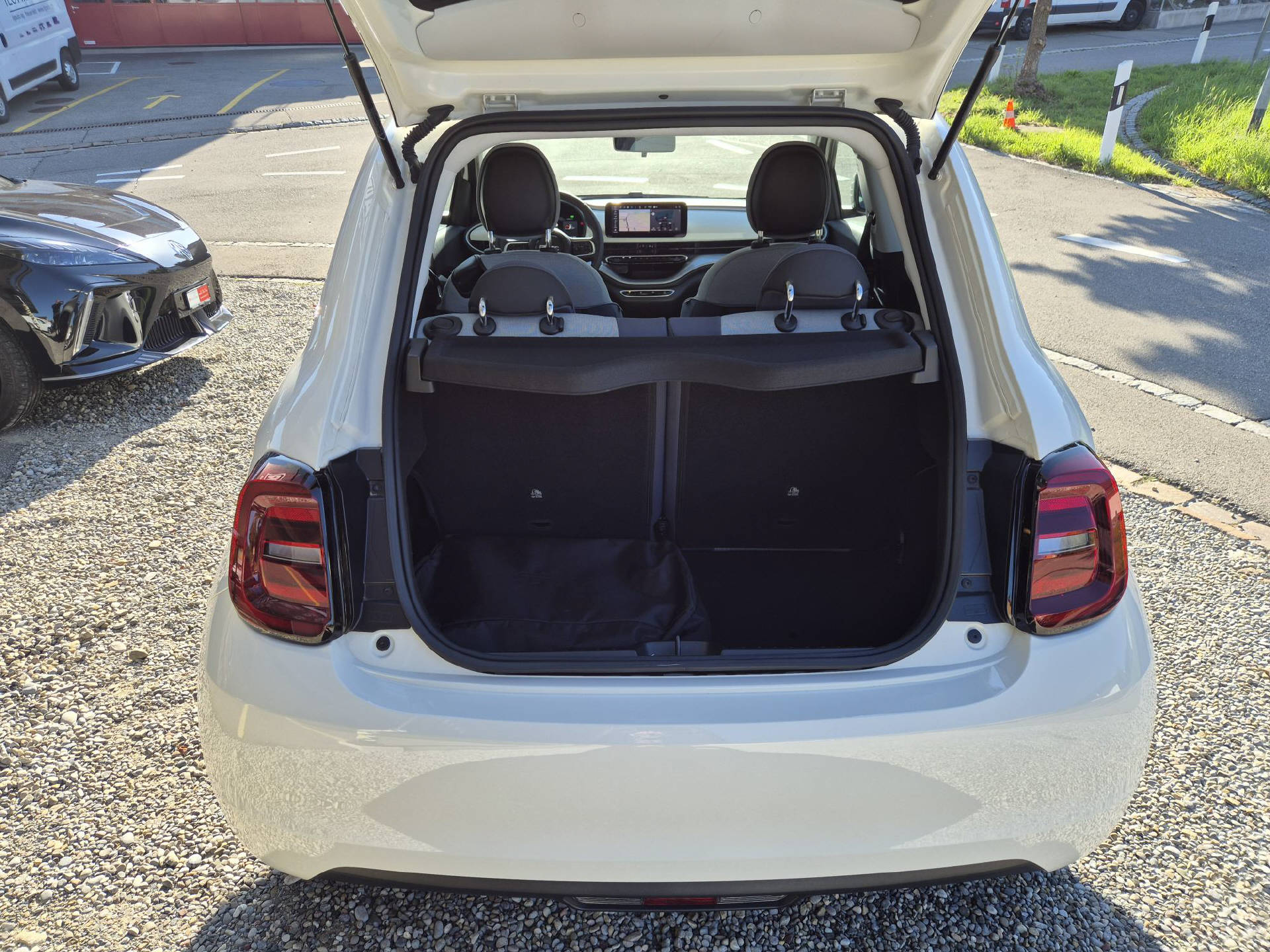 FIAT 500 Icon 3+1-42 kWh-image-5