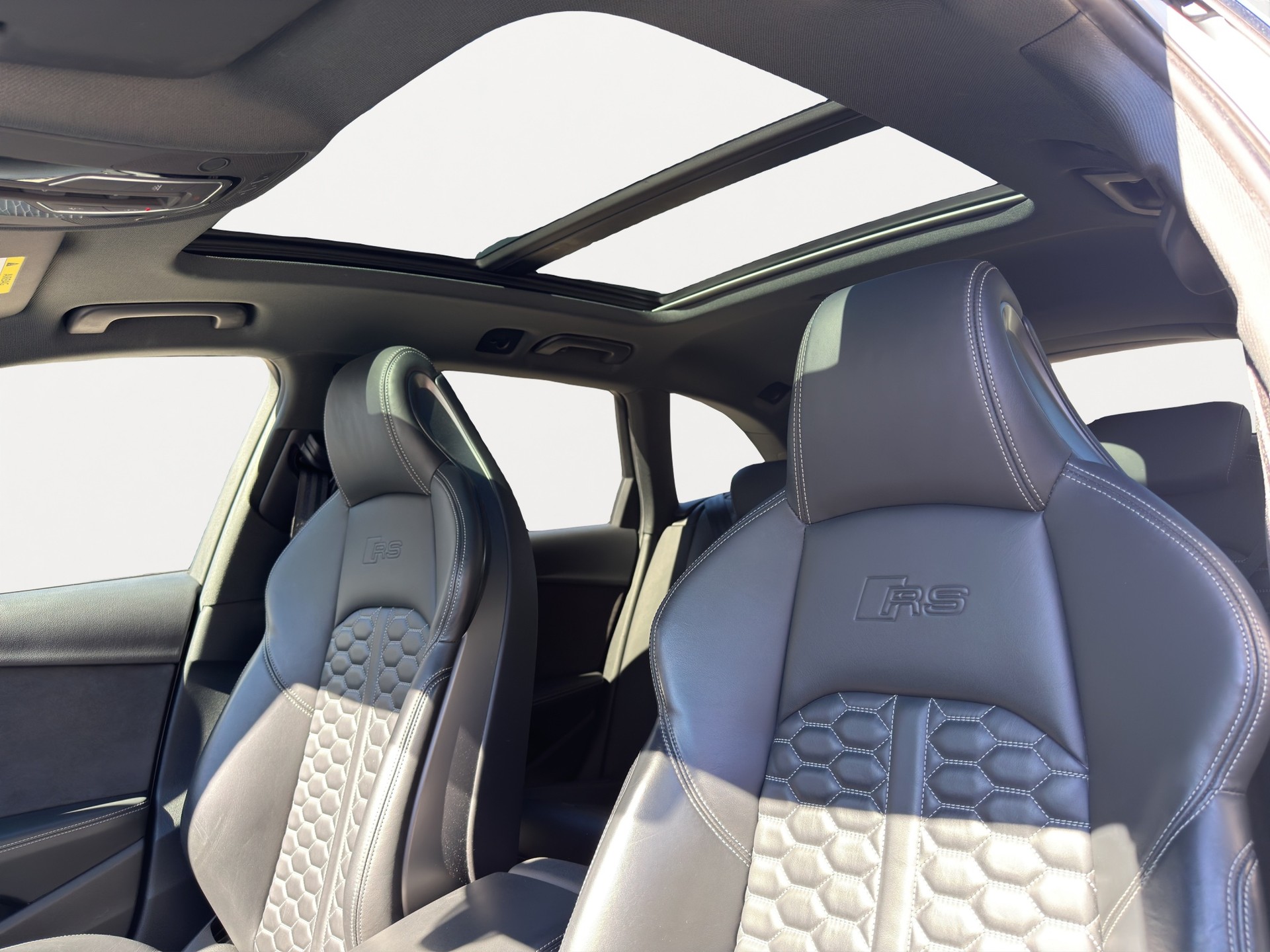AUDI RS4 Avant 2.9 TFSI quattro tiptronic-image-9