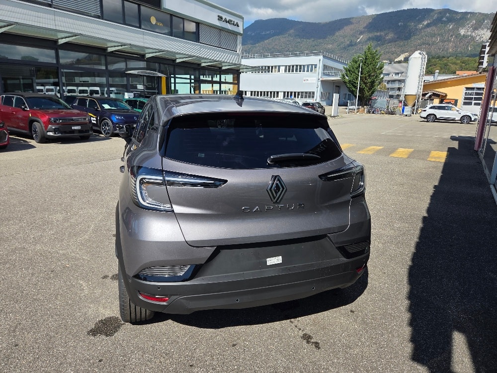 RENAULT Captur 1.3 TCe Techno EDC-image-4