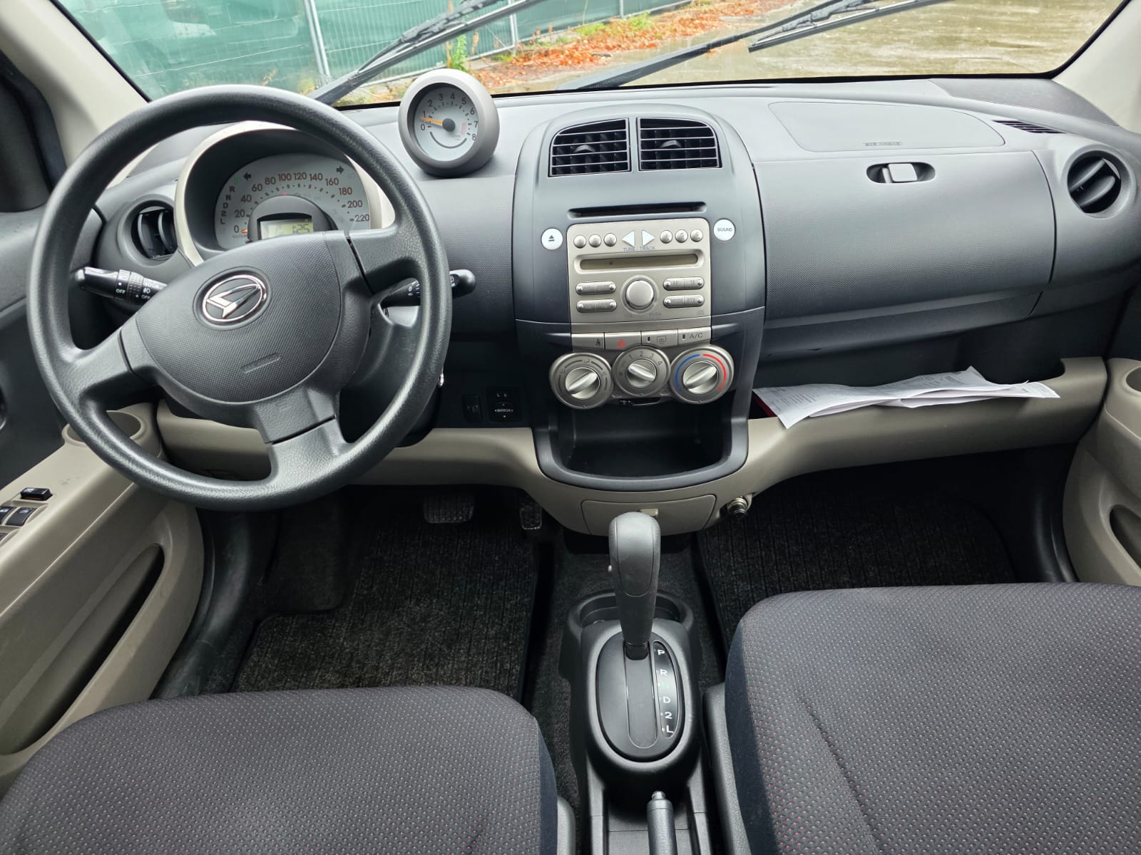 DAIHATSU Sirion 1.3 eco-4WD-image-3
