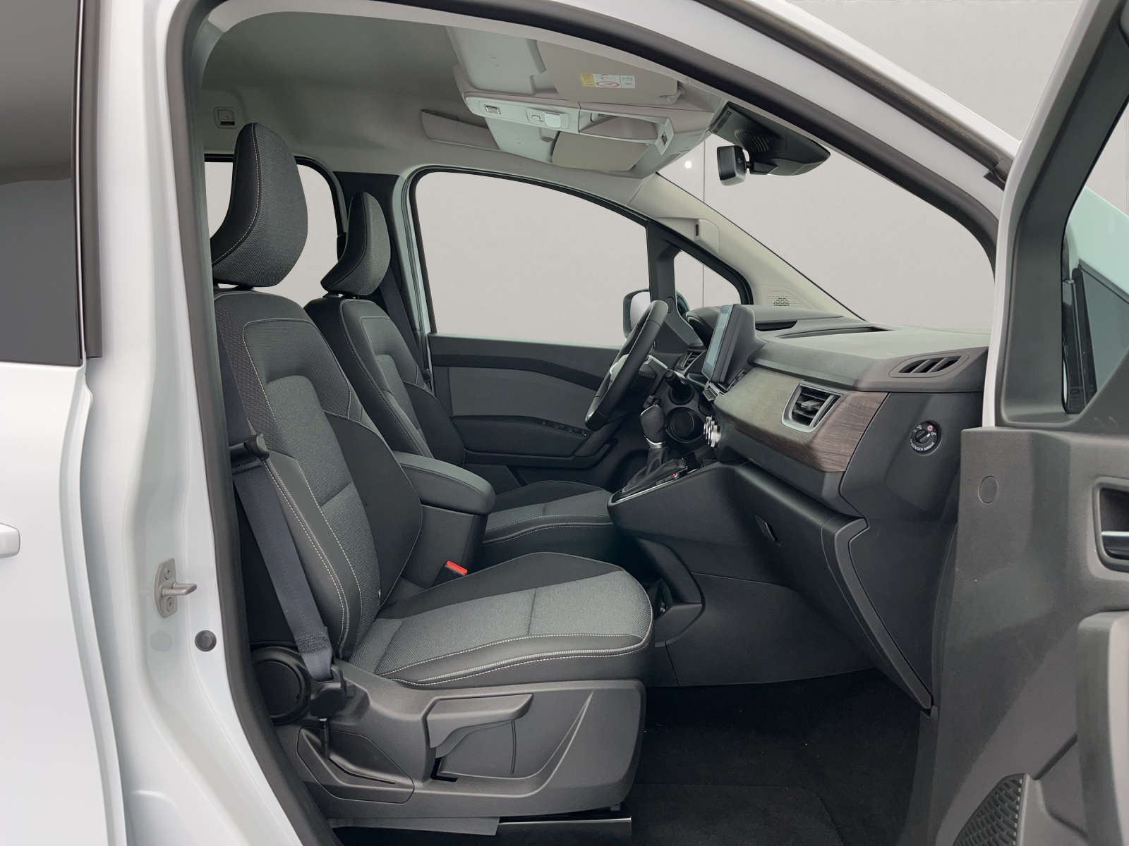 RENAULT Grand Kangoo Kombi 1.3 TCe 130 techno-image-15