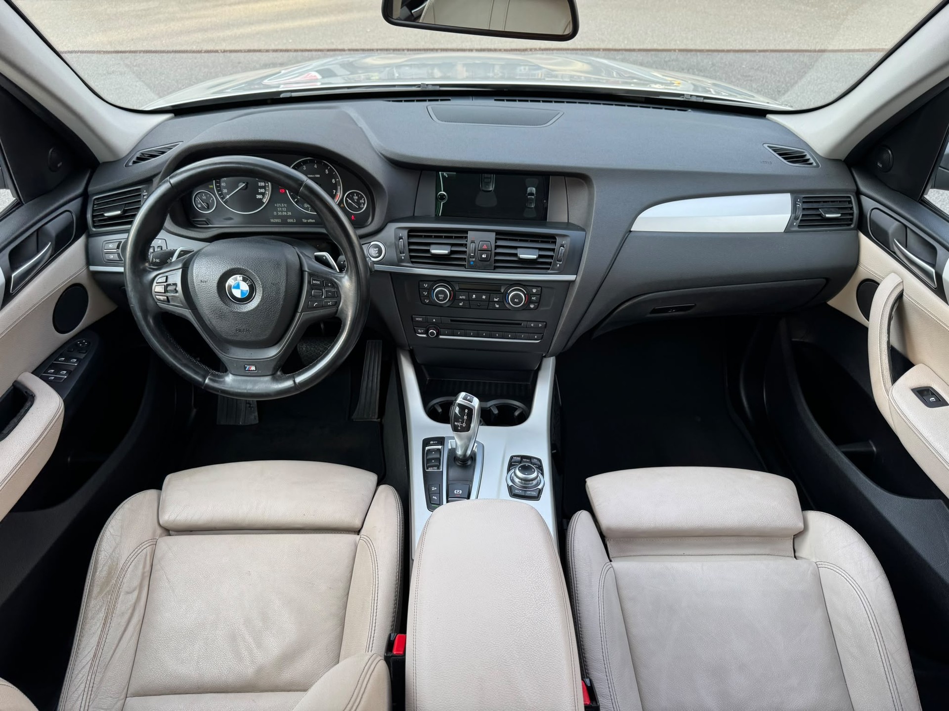 BMW X3 xDrive 20i Steptronic-image-6