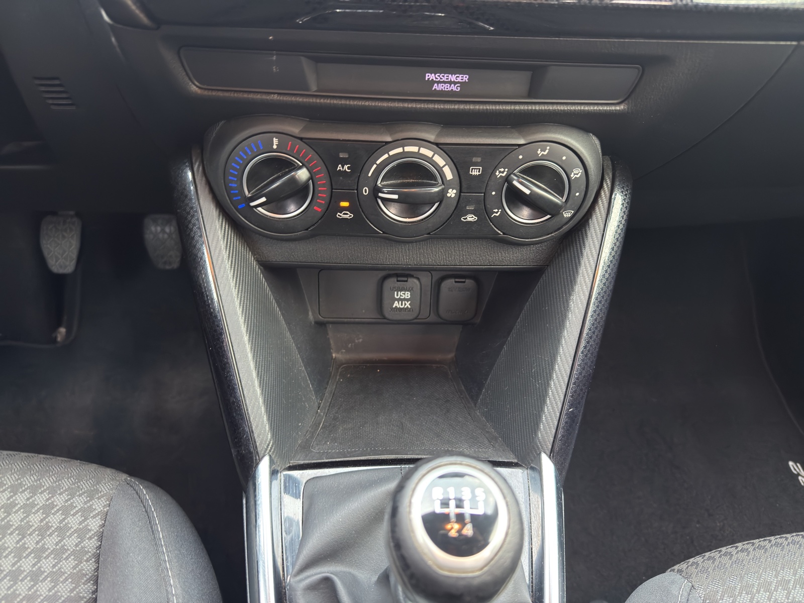 MAZDA 2 G 90 Ambition-image-9