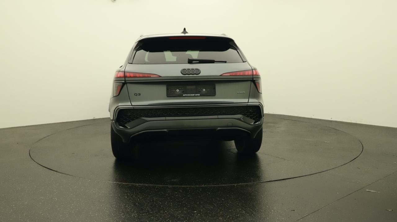 AUDI Q3 SUV TFSI quattro 195 kW S tronic-showroom-element-3