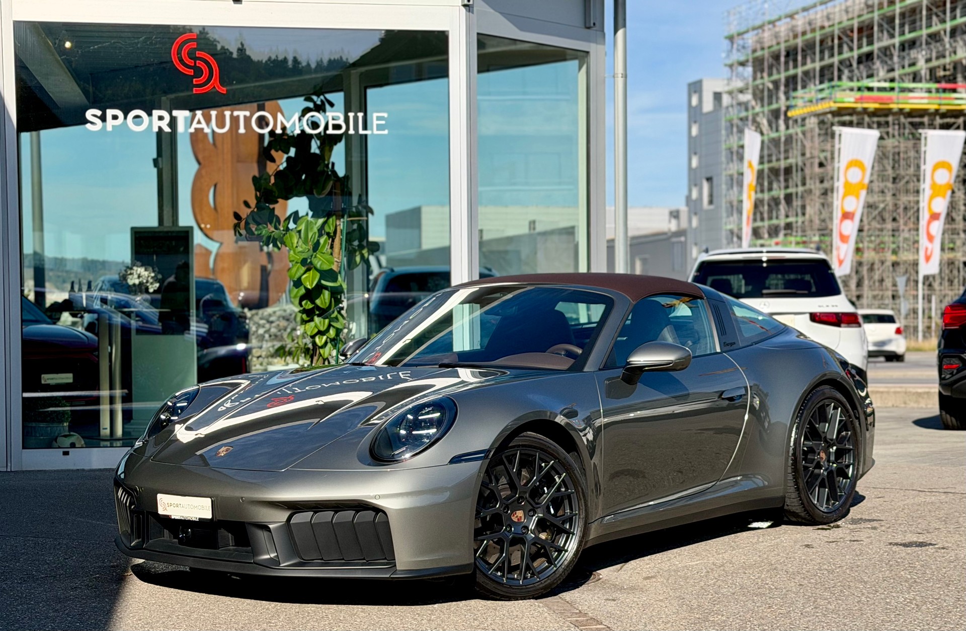 PORSCHE 911 Carrera 4 Cabriolet GTS PDK