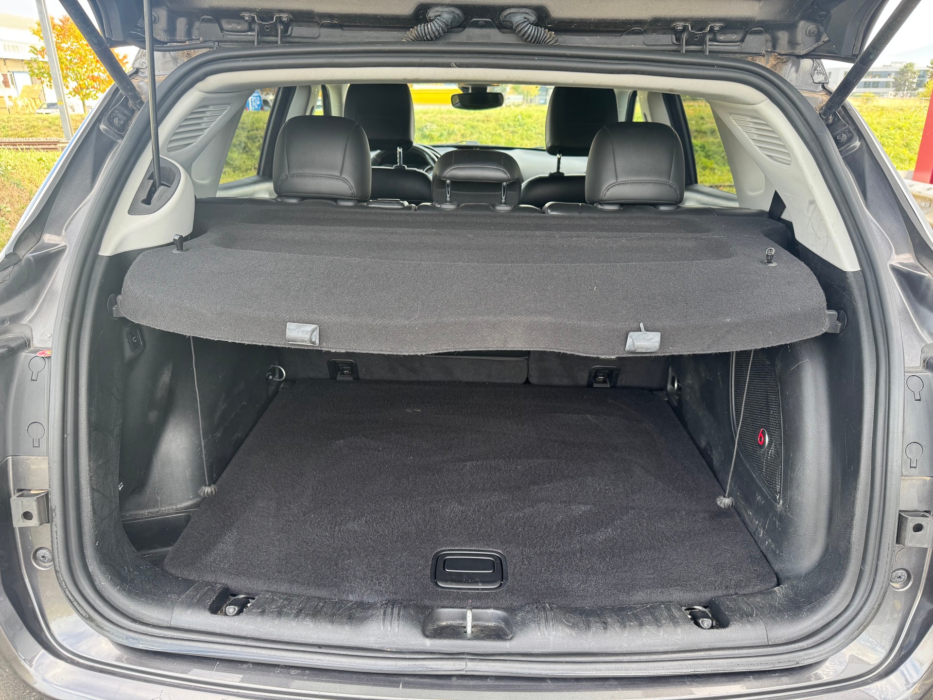 JEEP Compass 1.4 Turbo Limited AWD 9ATX-image-6