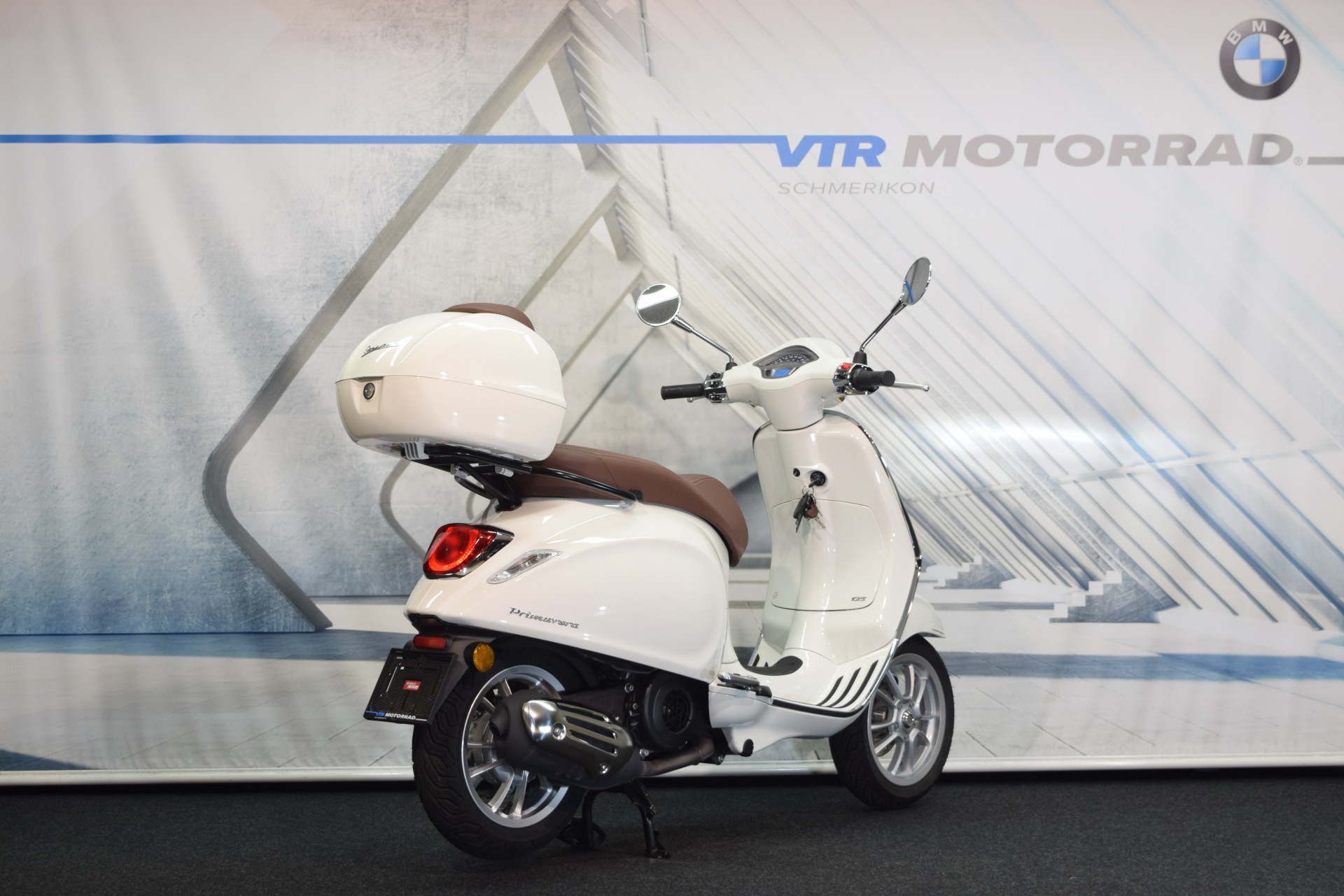 PIAGGIO Vespa Primavera 125 inkl. Topcase-image-2