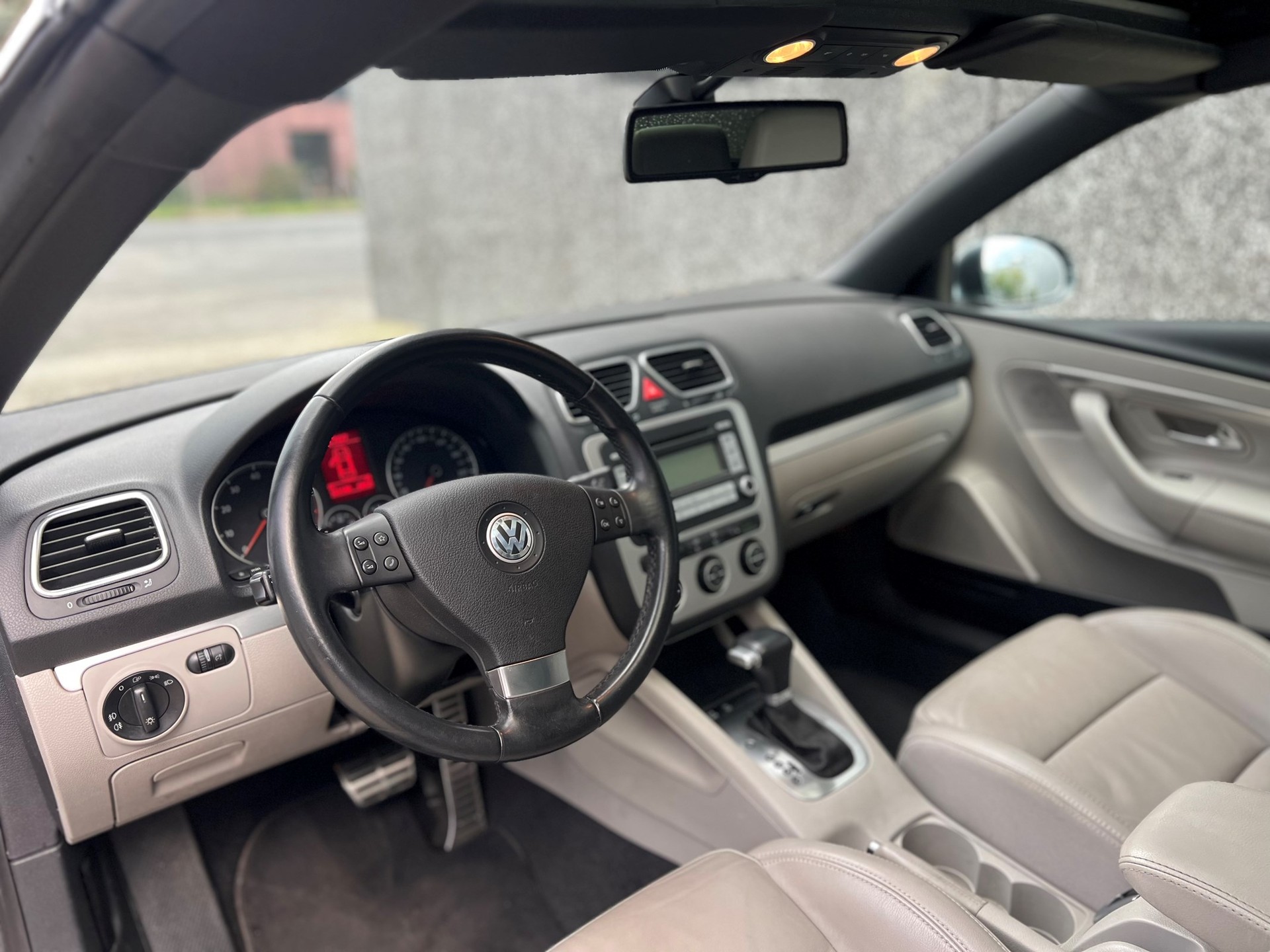 VW Eos 2.0 FSI Turbo Fashion DSG-image-5