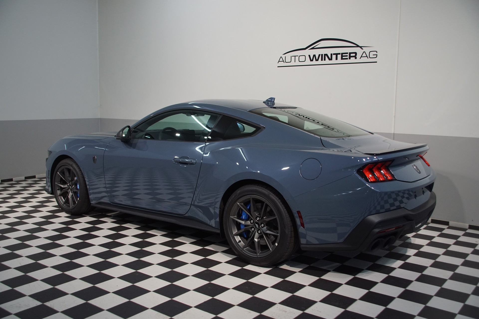 FORD Mustang Dark Horse Vapor Blue CH-Fahrzeug-image-5