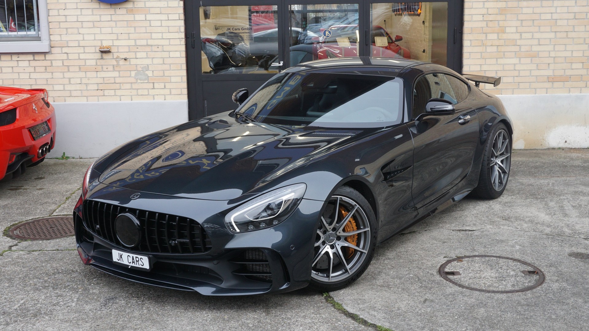 MERCEDES-BENZ AMG GT R Speedshift DCT-showroom-element-3