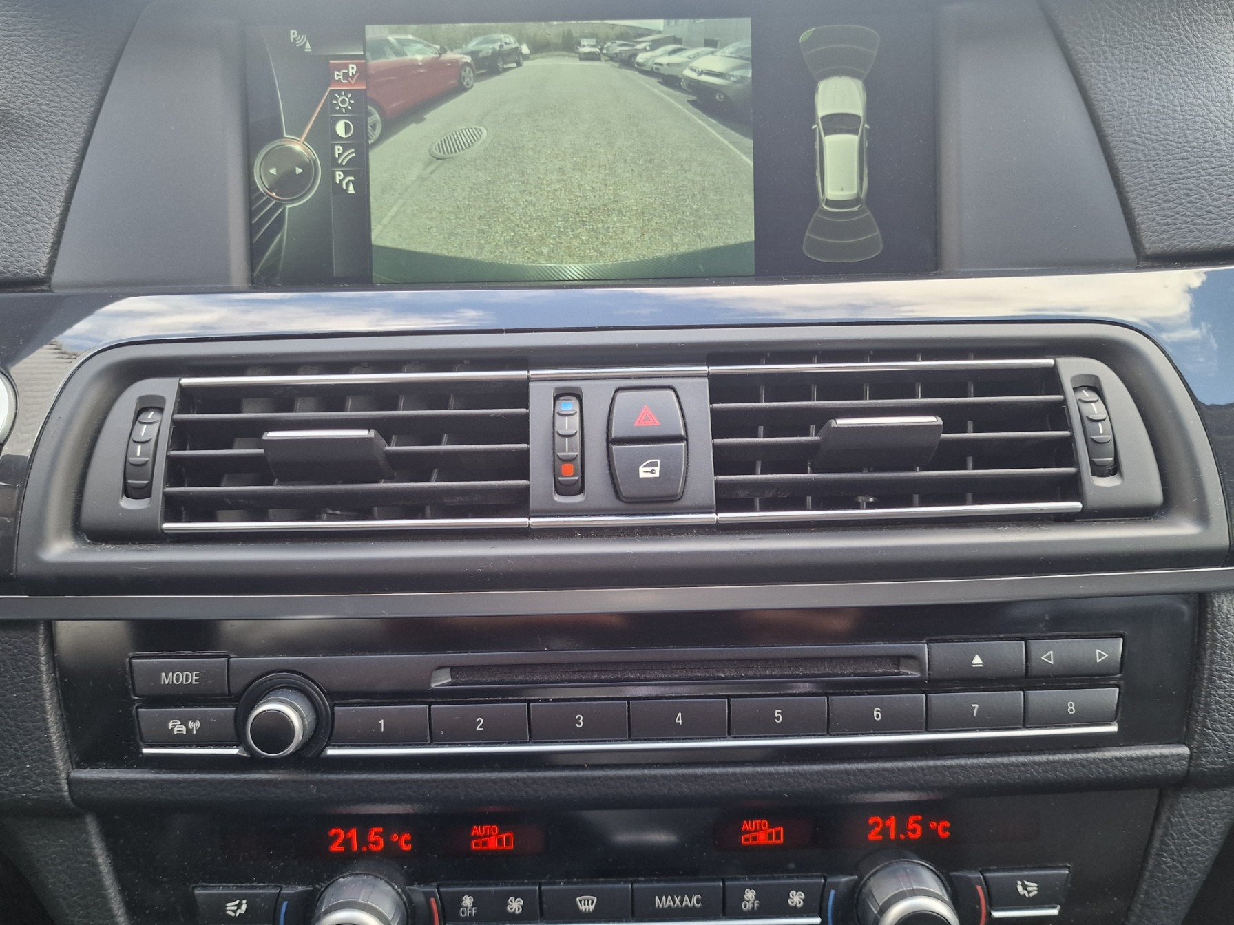 BMW 520d Touring Steptronic-image-12
