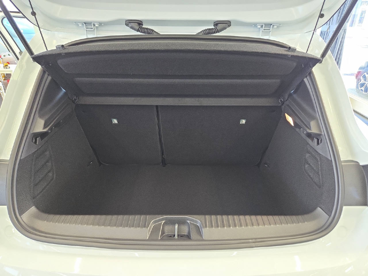 RENAULT CLIO techno E-TECH full hybrid 145-image-9