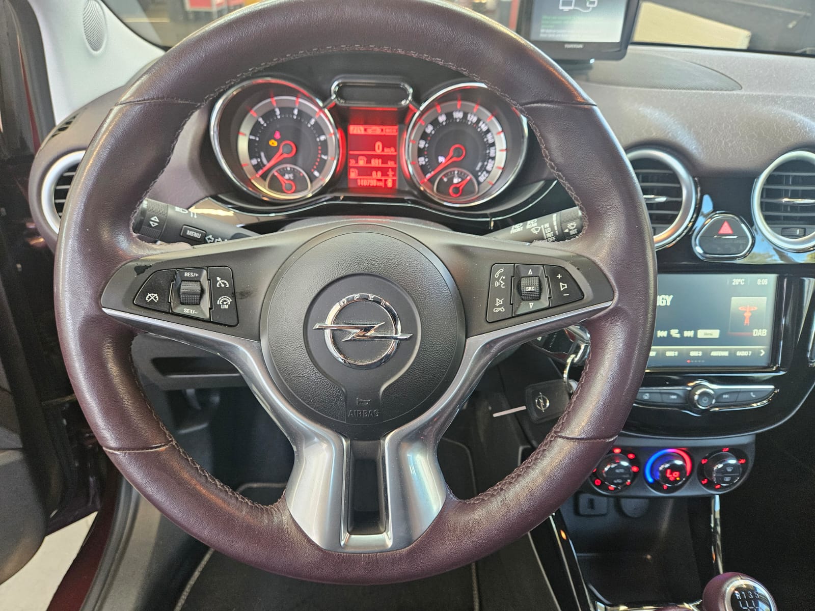 OPEL Adam 1.0 ecoFLEX Turbo Swingtop-image-5