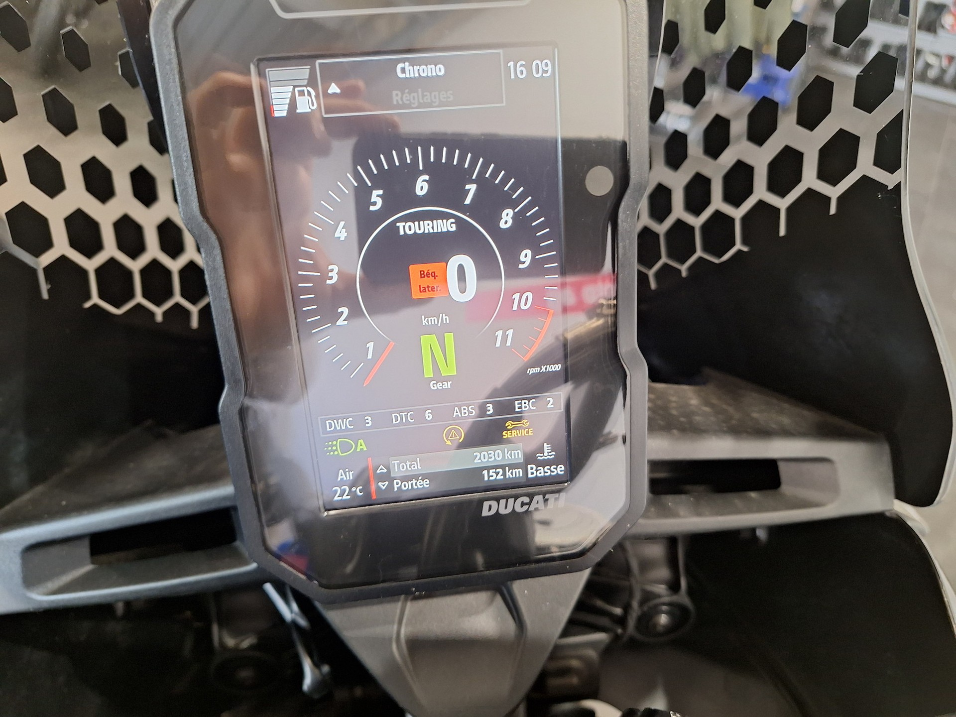DUCATI Desert X Rally-image-1