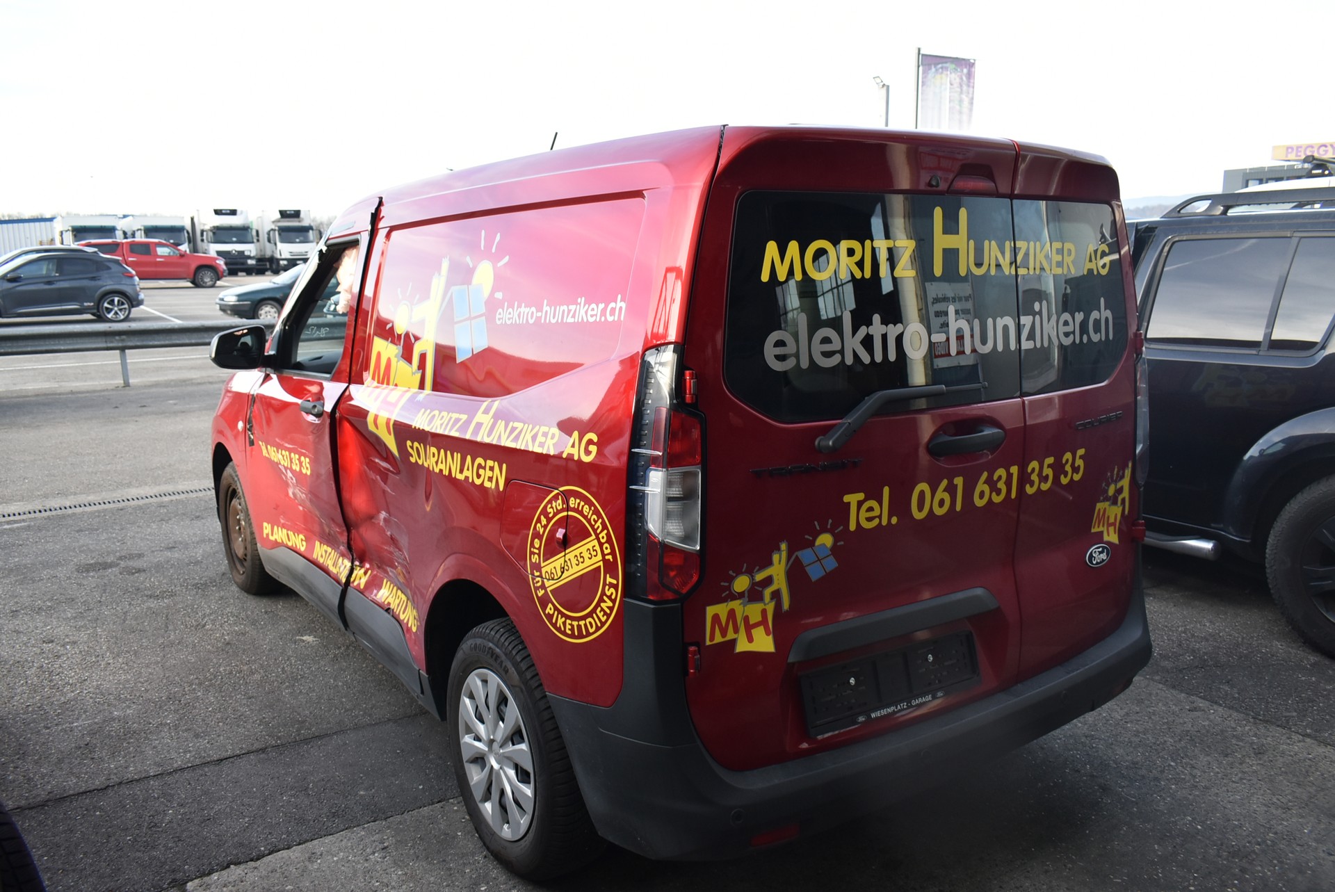 FORD Transit Courier Van 1.0 EcoBoost Trend-image-8