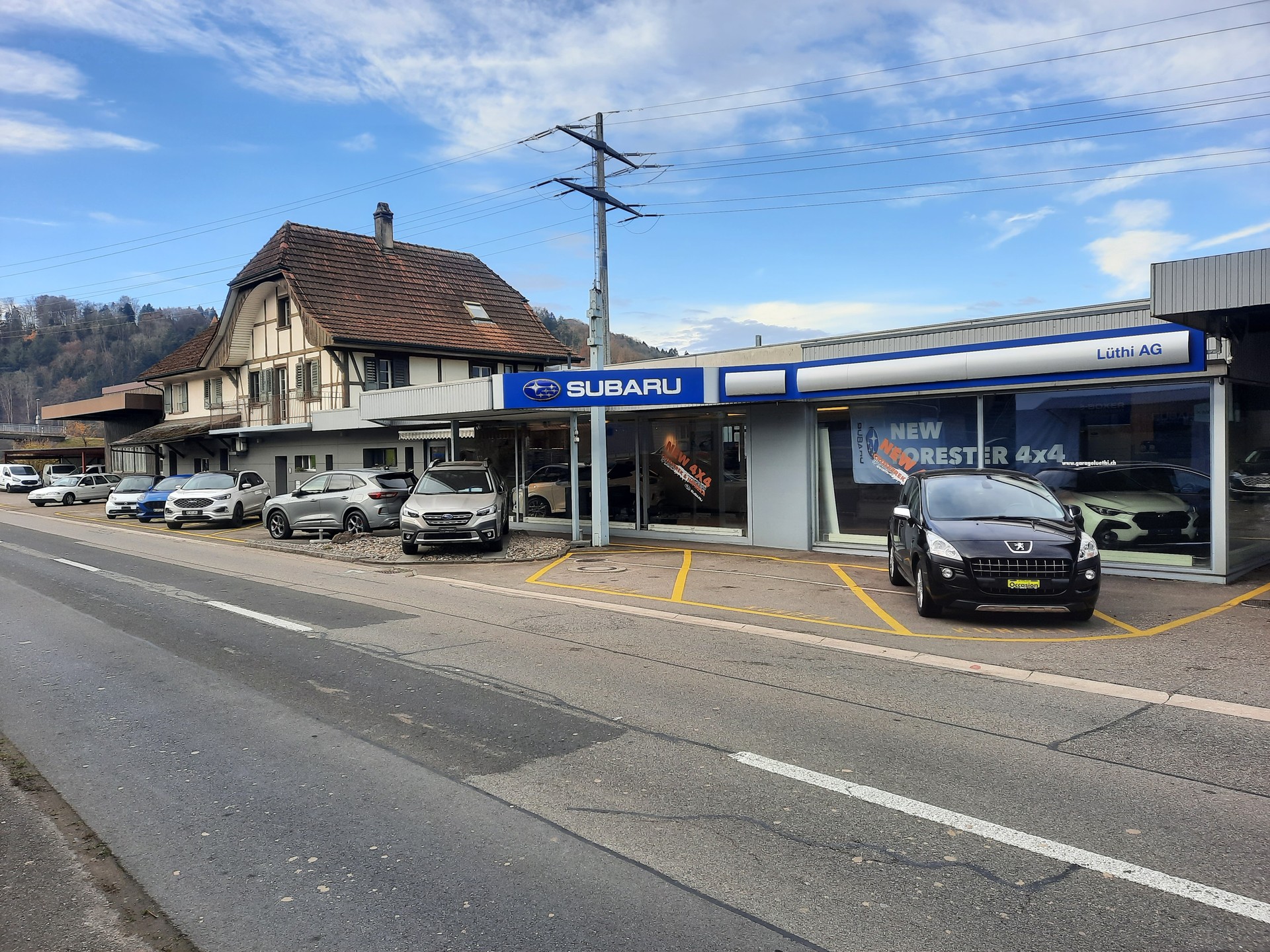 PEUGEOT 3008 1.6 16V T Swiss Edition-image-2