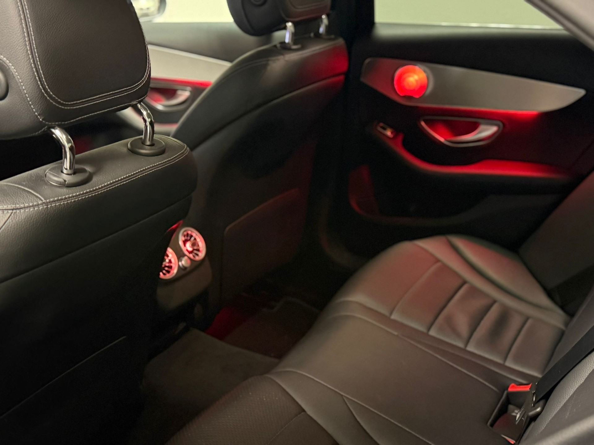 MERCEDES-BENZ C 180 Avantgarde 9G-Tronic-image-16
