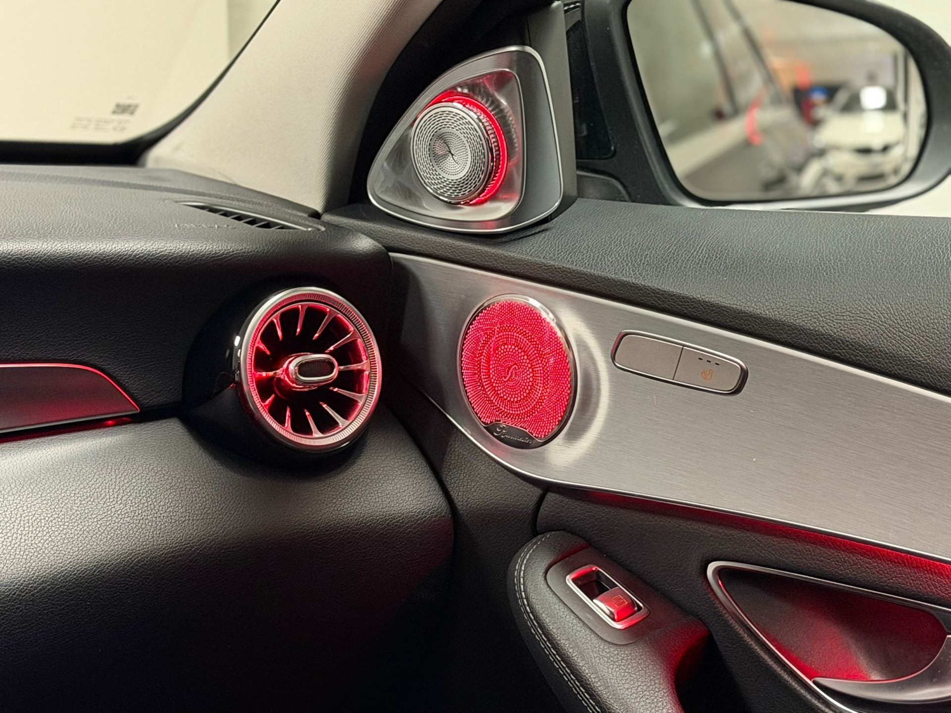 MERCEDES-BENZ C 180 Avantgarde 9G-Tronic-image-19