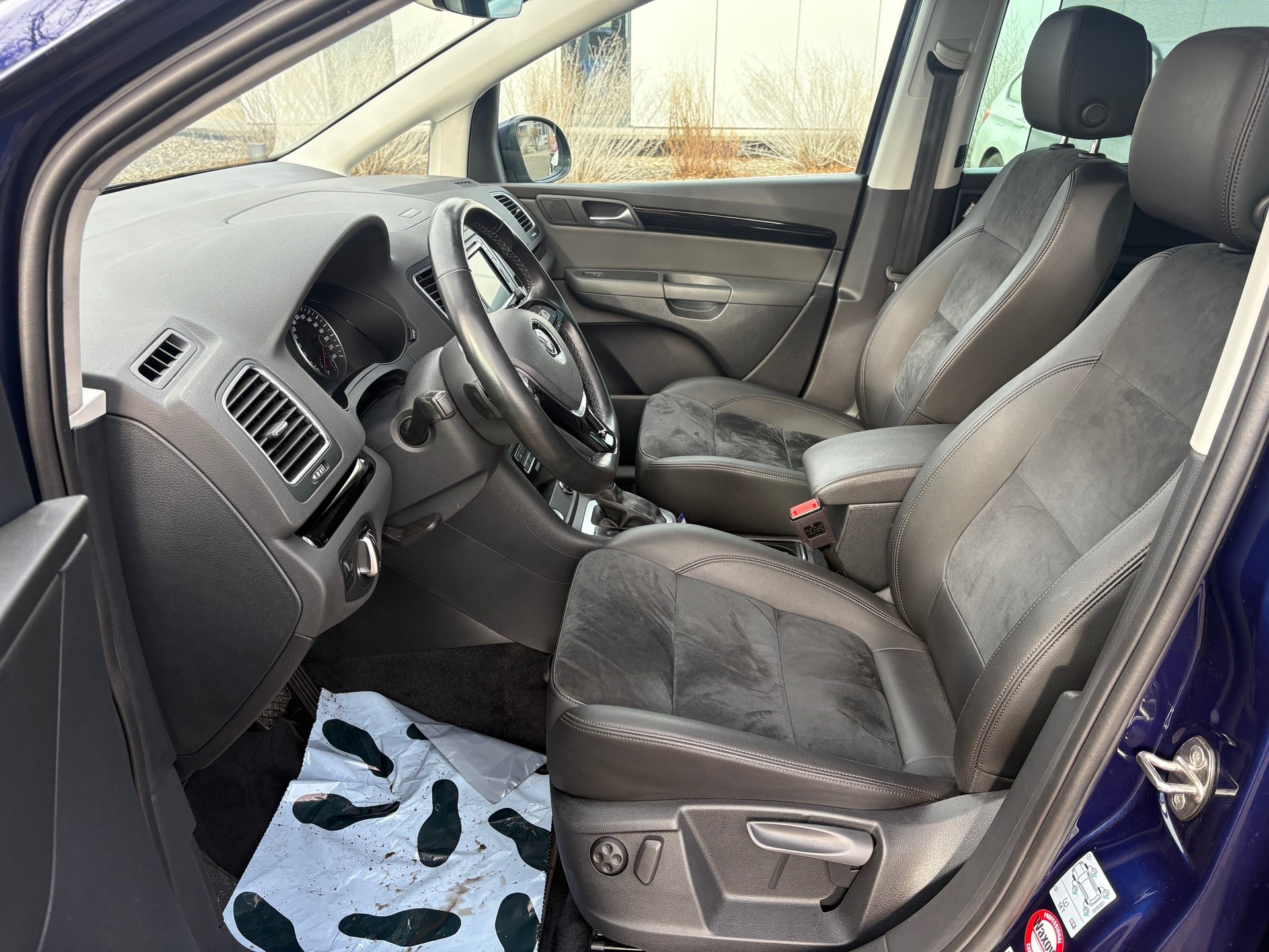 VW Sharan 2.0 TDI BMT Final Edition 4Motion DSG-image-4