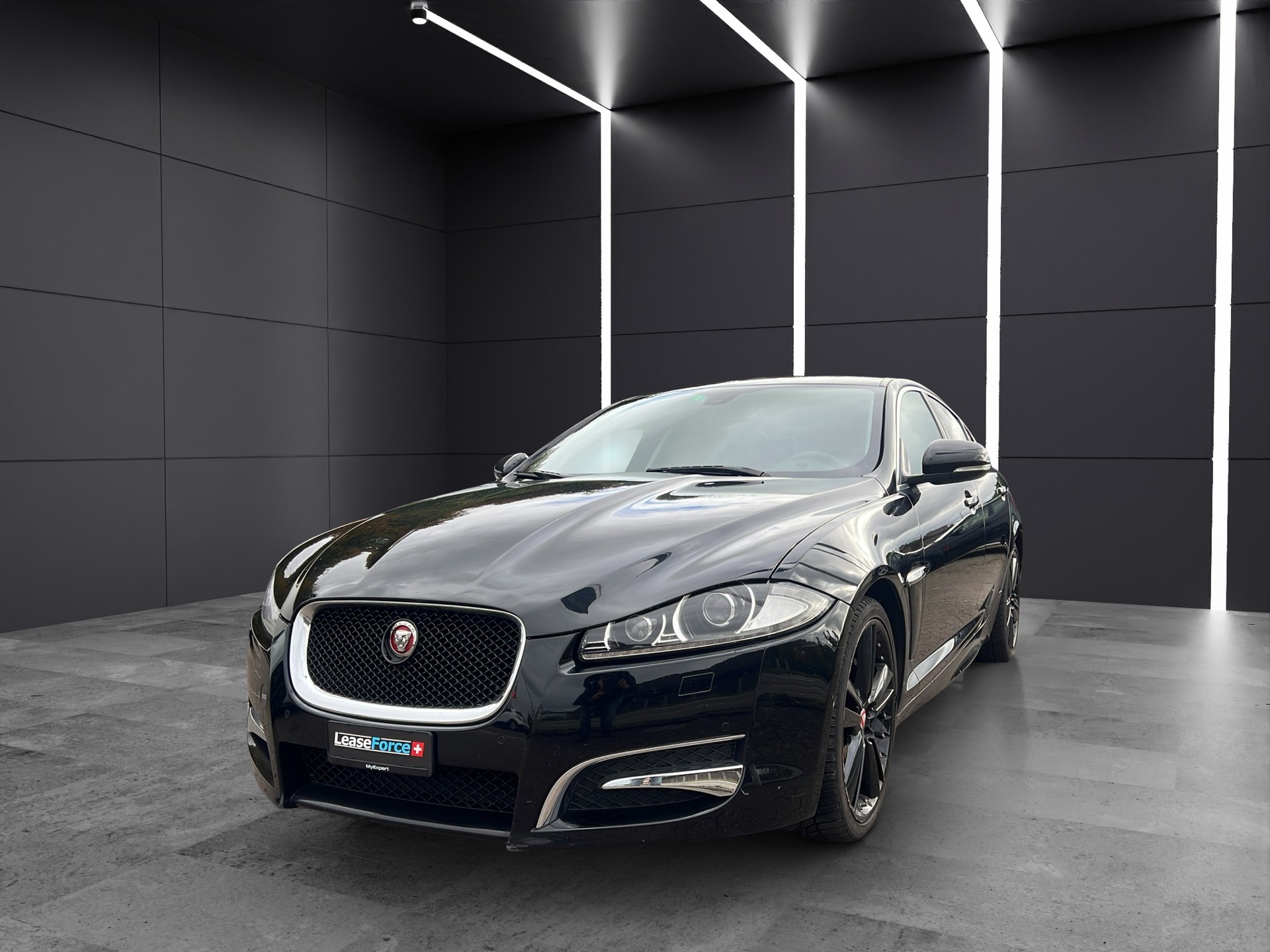 JAGUAR XF 2.2d