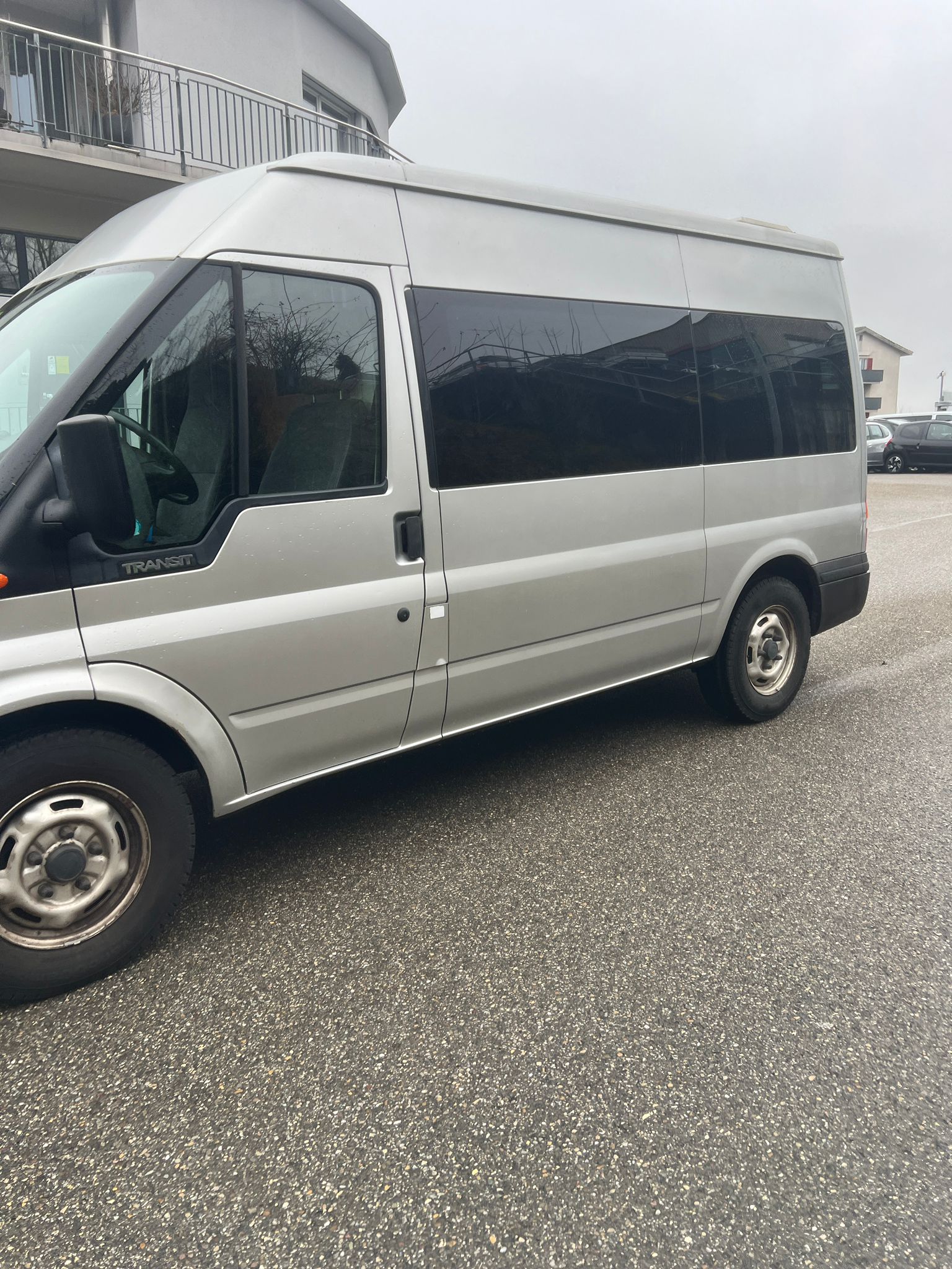FORD Transit 2.4TD 350 M Combi-image-8