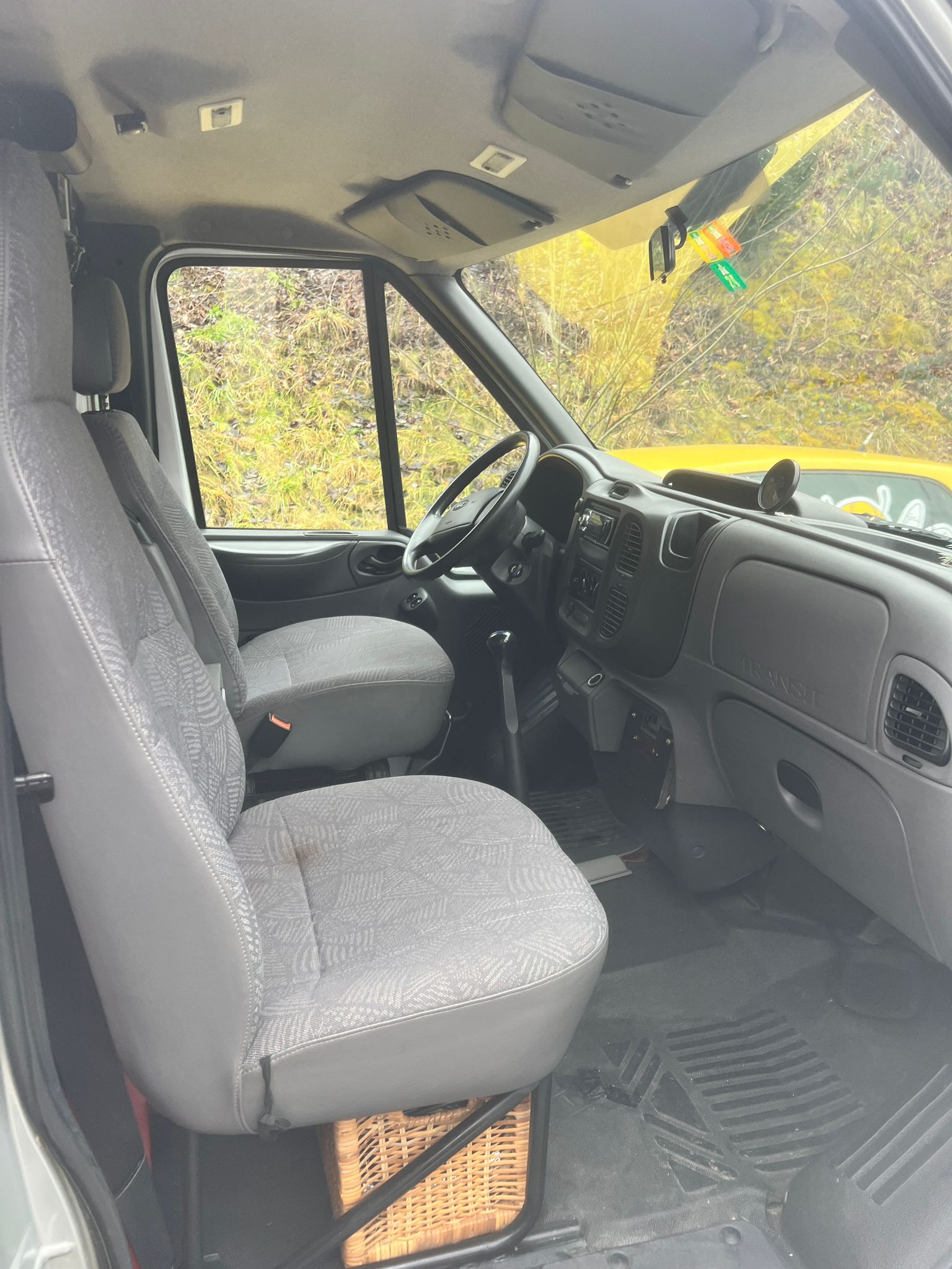 FORD Transit 2.4TD 350 M Combi-image-9