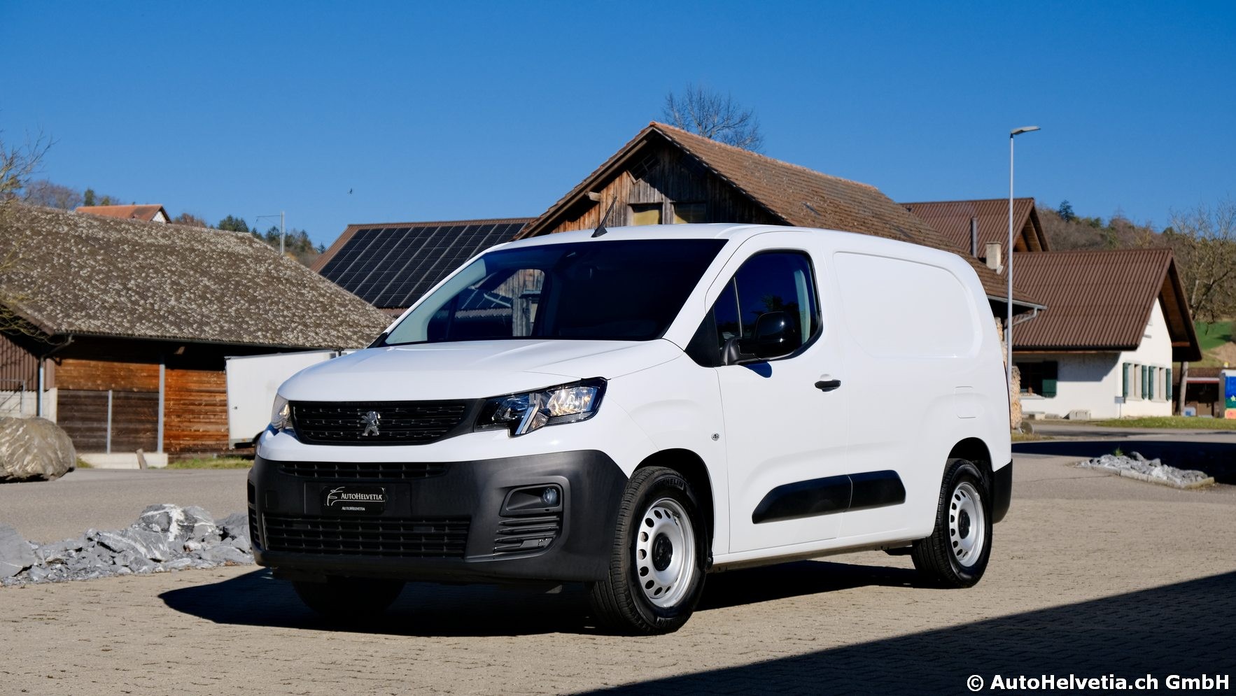 PEUGEOT e-Partner Long 50kWh-image-19