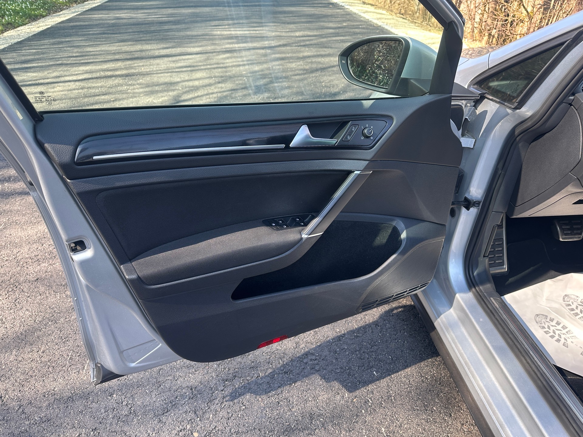 VW Golf 2.0 TSI GTI Performance DSG-image-12
