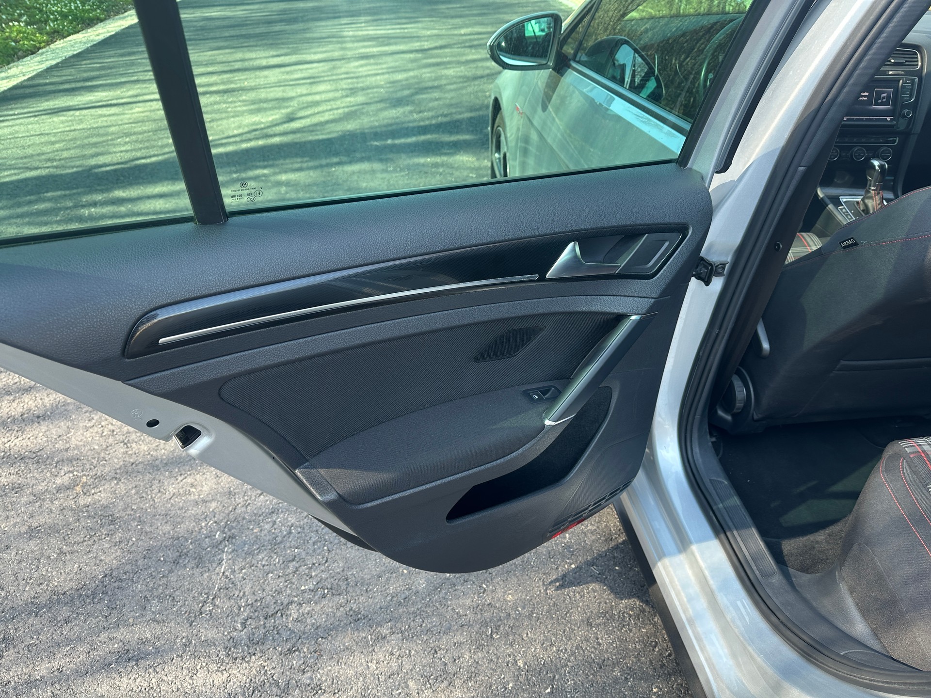 VW Golf 2.0 TSI GTI Performance DSG-image-9