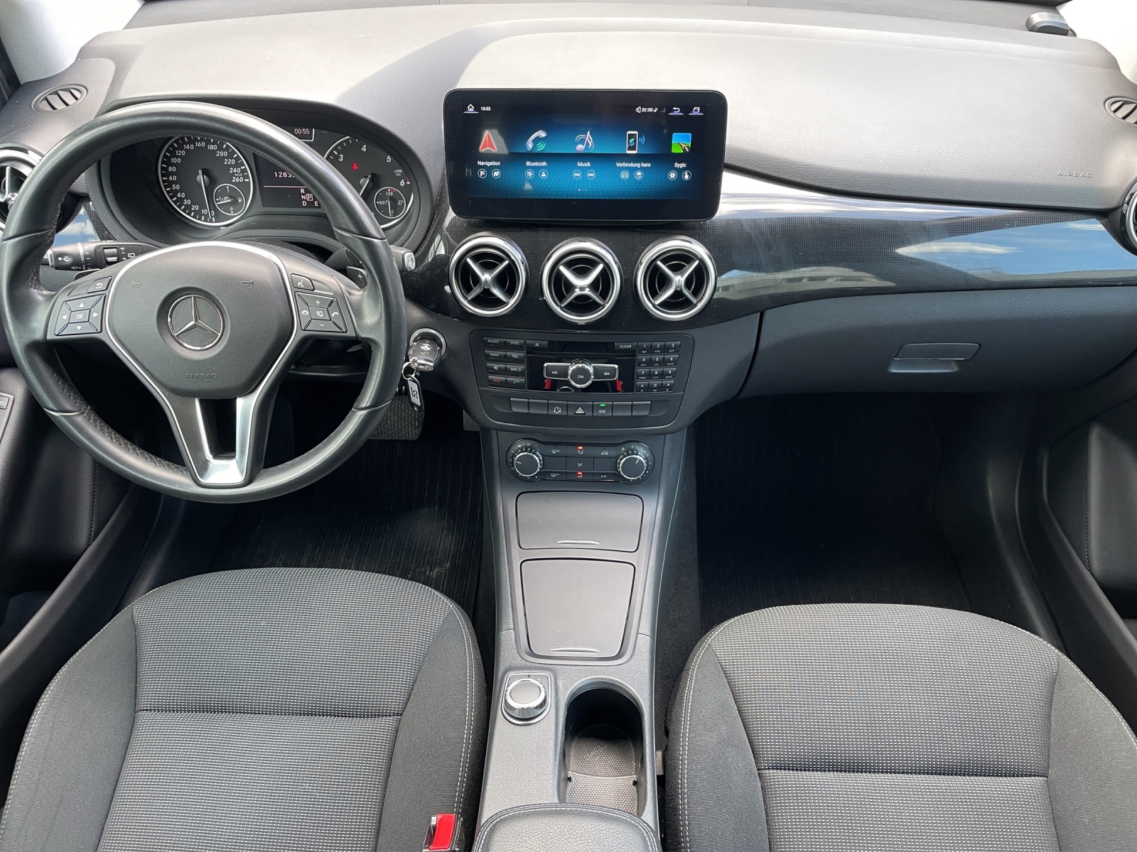 MERCEDES-BENZ B 220 CDI 7G-DCT-image-13