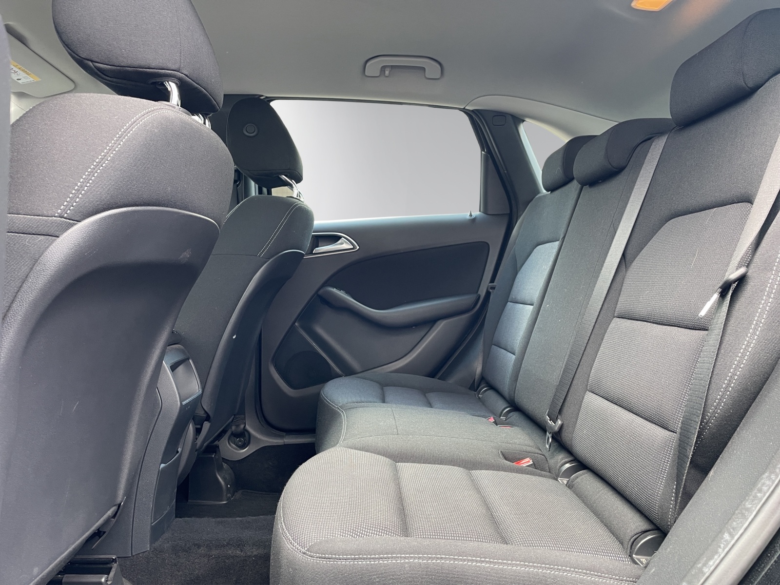 MERCEDES-BENZ B 220 CDI 7G-DCT-image-9