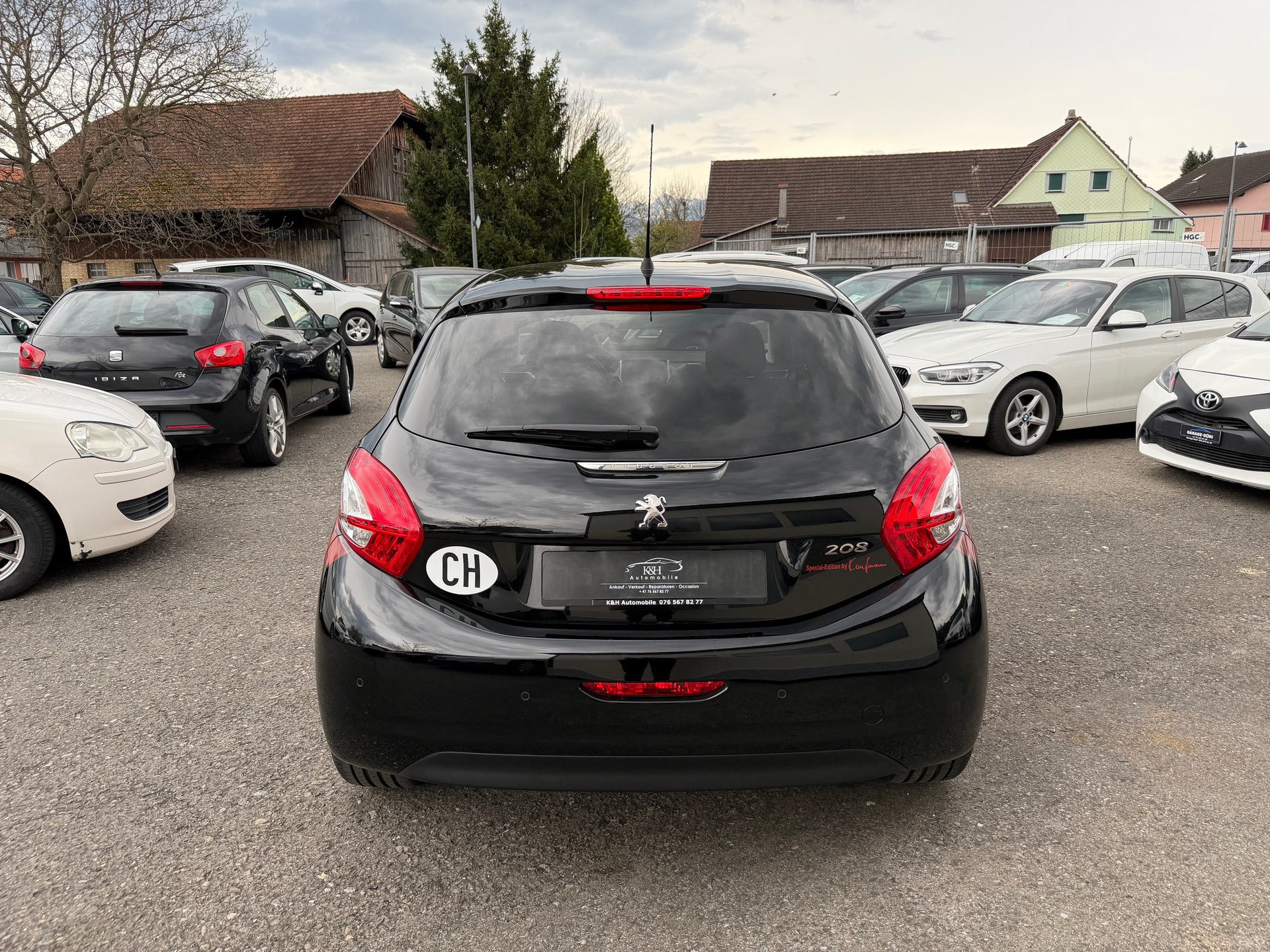 PEUGEOT 208 1.6 VTI Intuitive-image-6