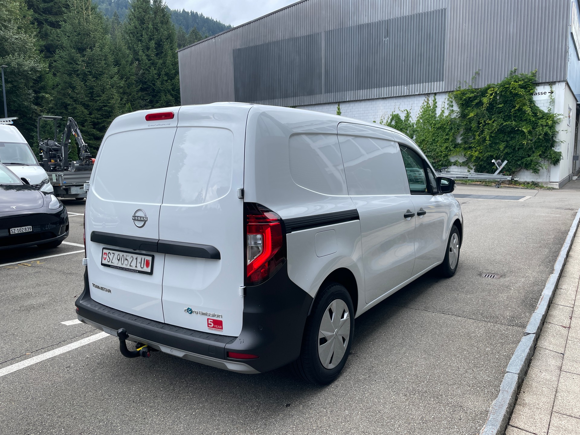 NISSAN Townstar EV45 kWh 22kW L2 Acenta-image-8