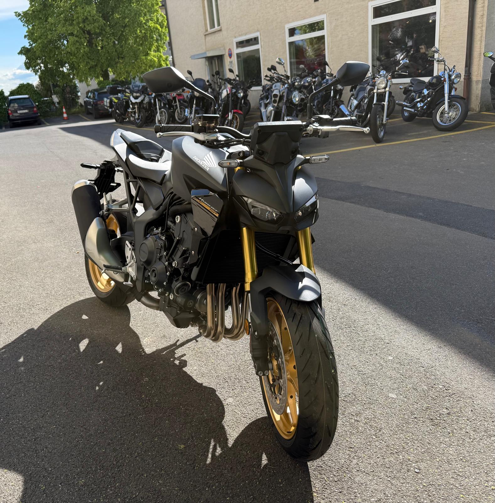 HONDA CB 1000 Hornet SP-image-1
