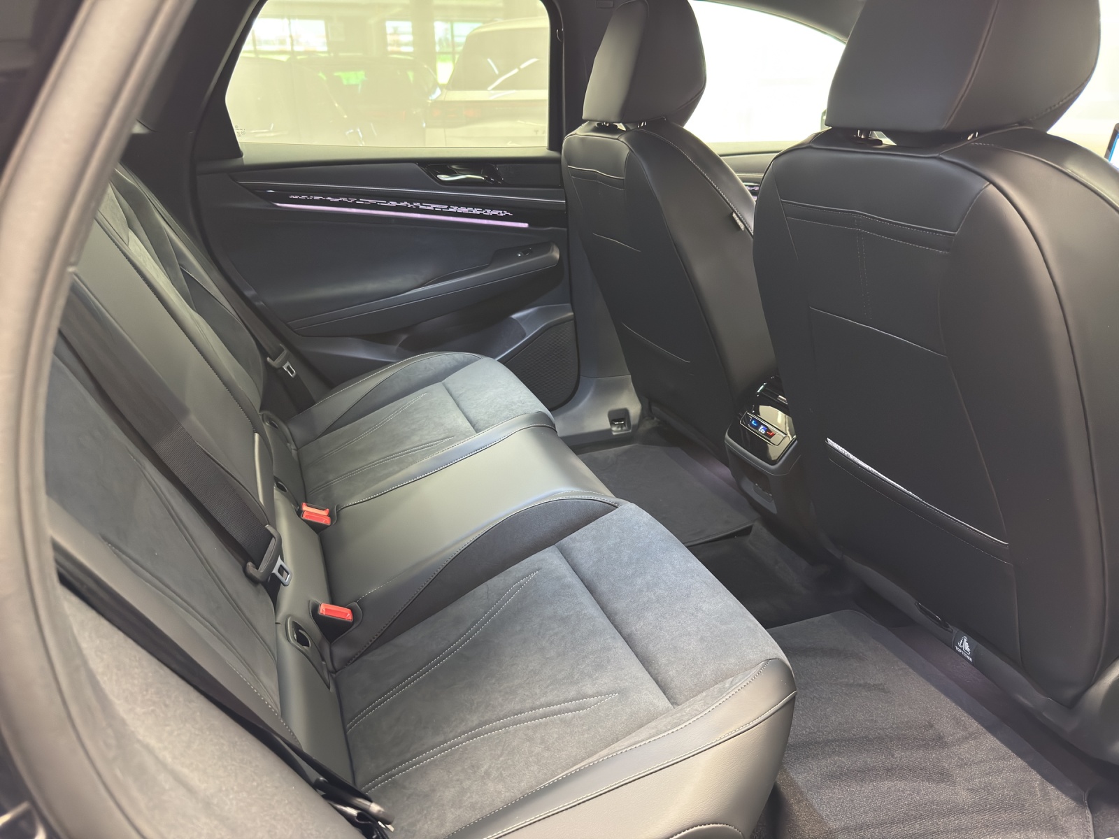 VW ID.7 Tourer Pro S United-image-9