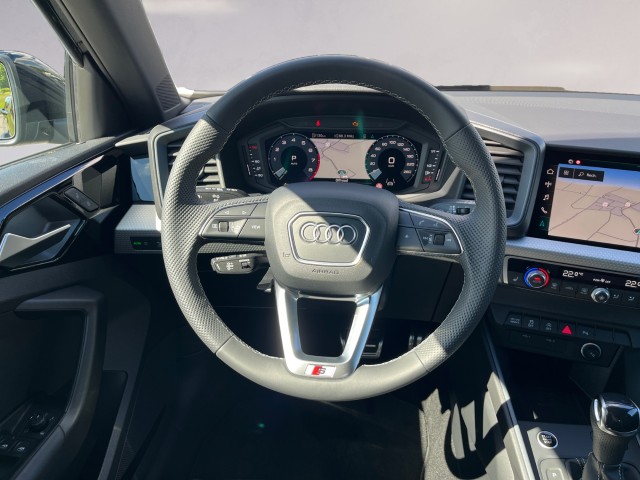 AUDI A1 Sportback 30 TFSI S Line Attraction S-tronic-image-12