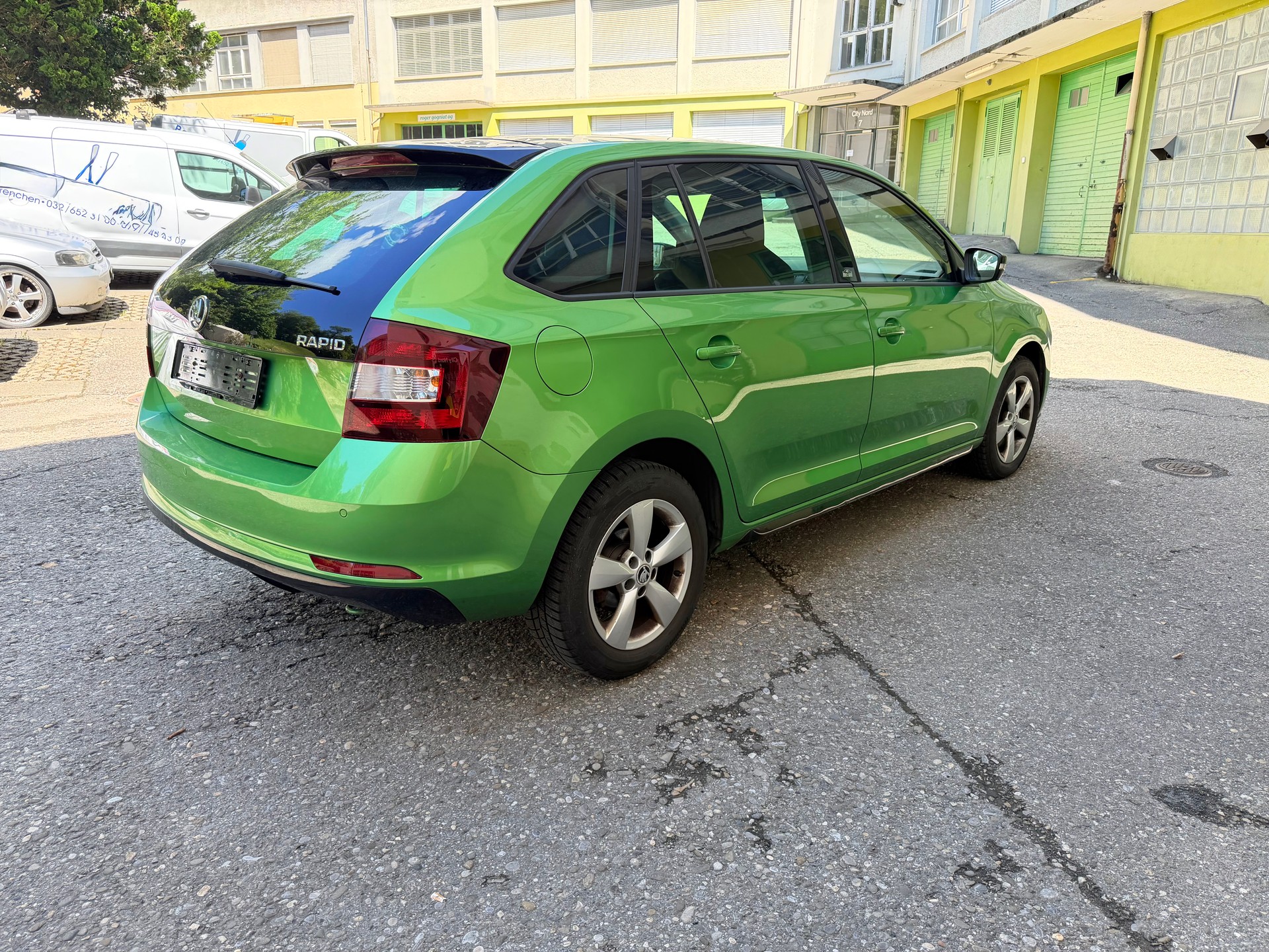 SKODA Rapid Spaceback 1.2 TSI Monte Carlo-image-5