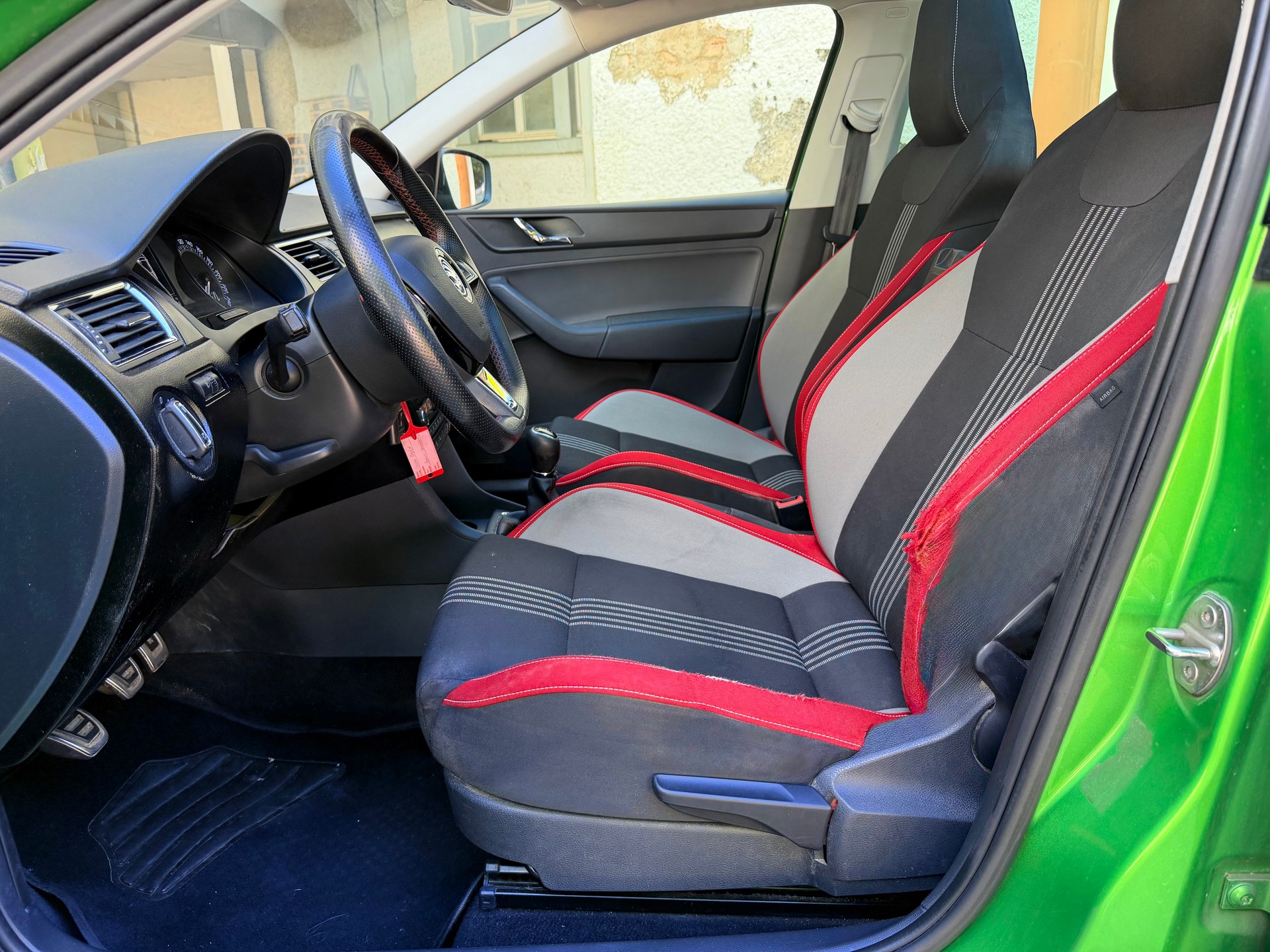 SKODA Rapid Spaceback 1.2 TSI Monte Carlo-image-8