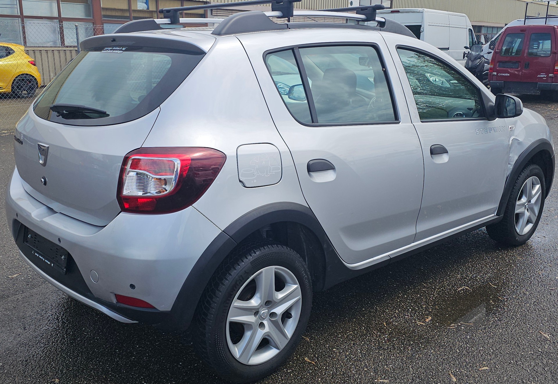 DACIA Sandero Tce 90 Stepway Lauréate-image-1