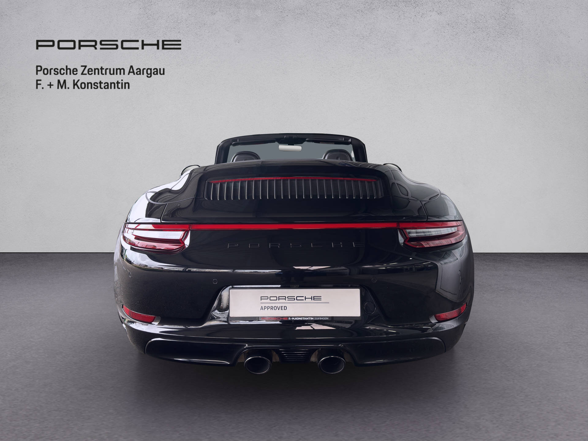 PORSCHE 911 Carrera 4 GTS Cabriolet-image-4