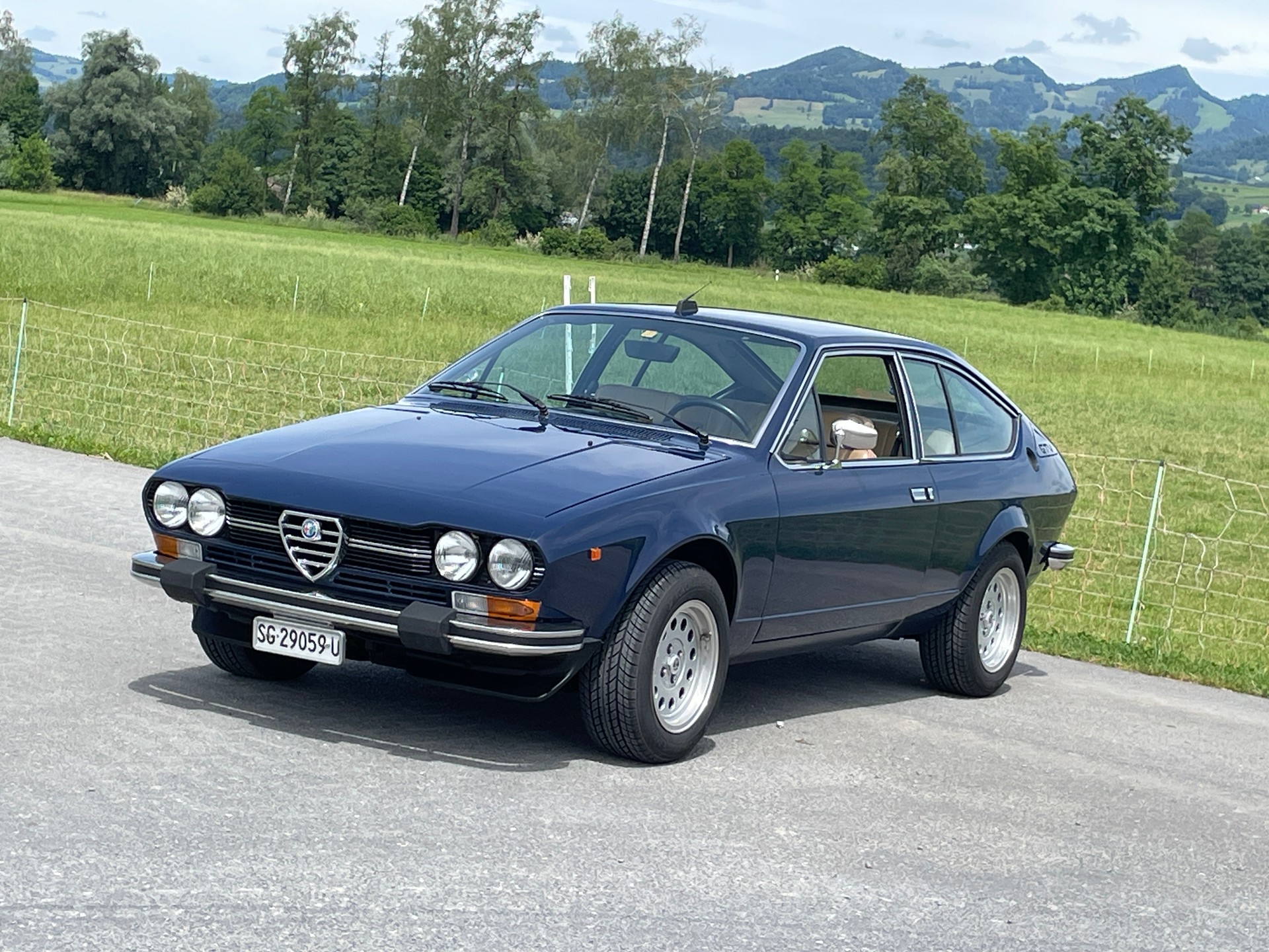 ALFA ROMEO Alfetta GTV 2000-image-1