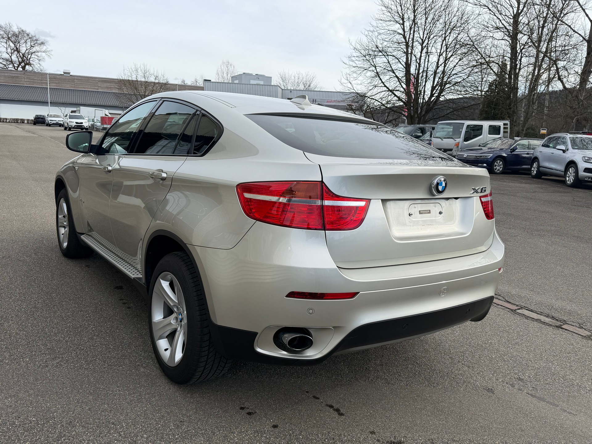BMW X6-image-3