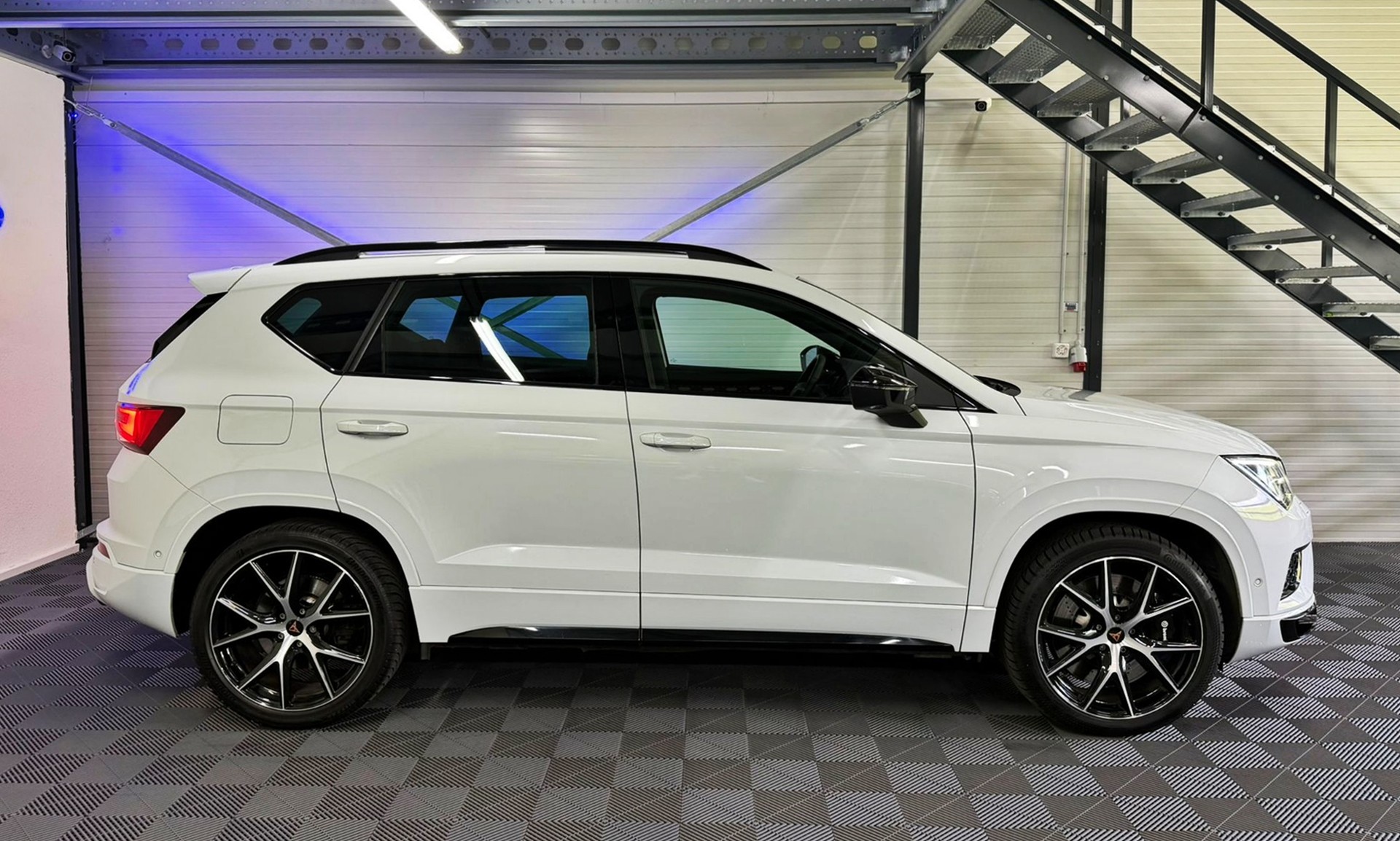 CUPRA Ateca 2.0TSI 4Drive DSG-showroom-element-3